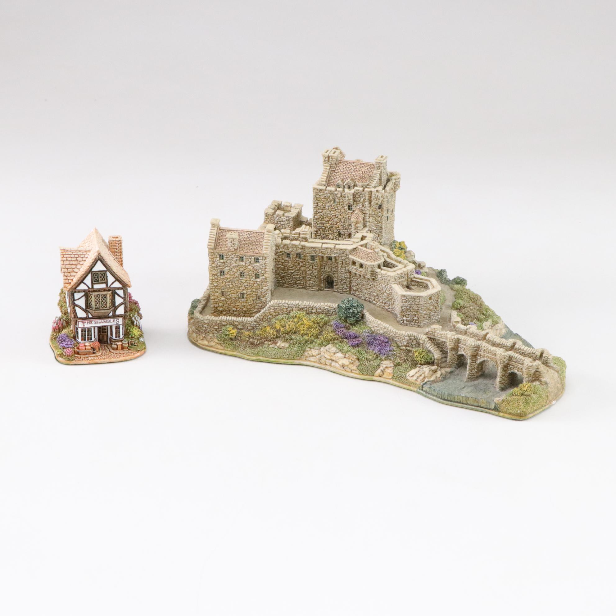 Lilliput Lane "Eilean Donan Castle" & "Little Shambles" in Miniature Village Set