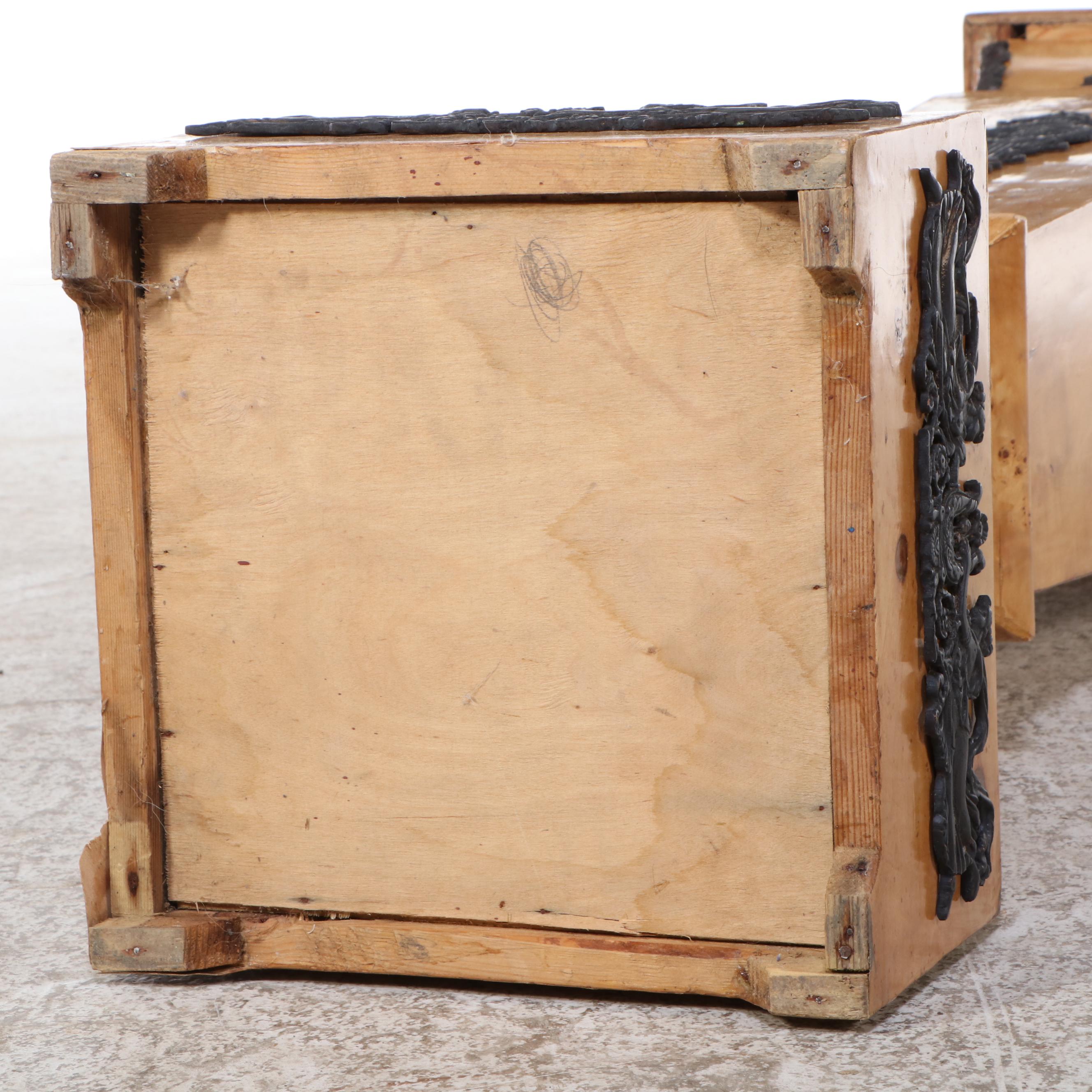 Maple Burlwood Veneer Pillar with Metal Accents