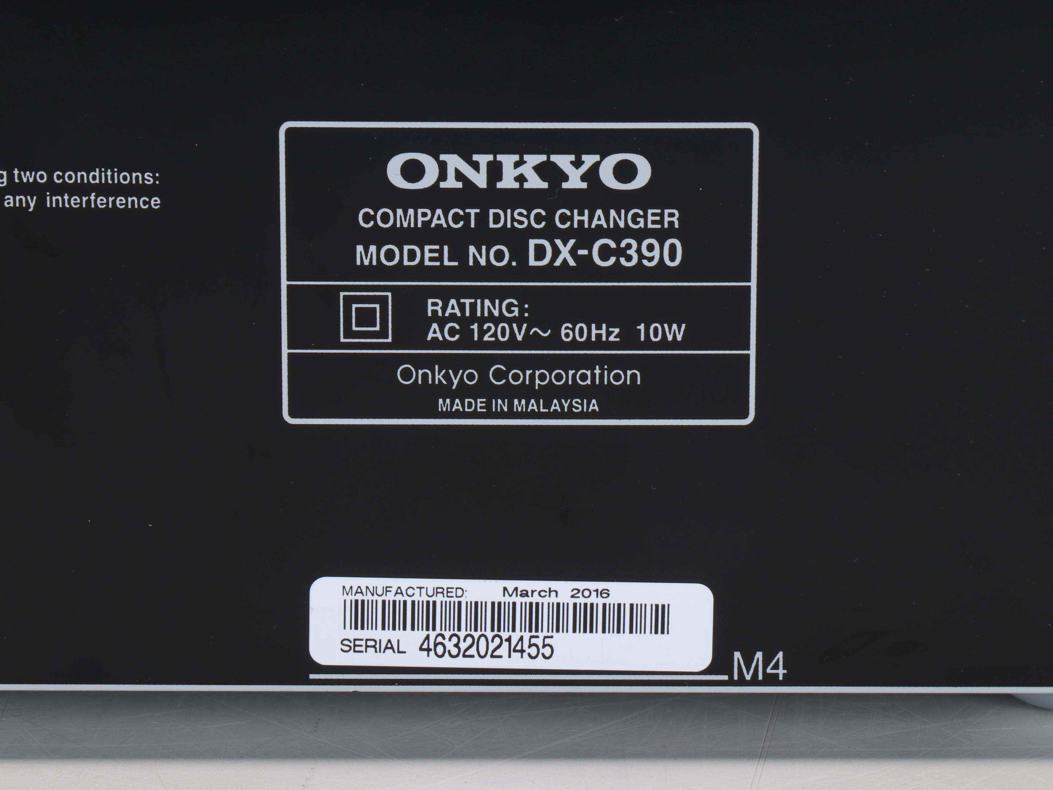 Onkyo CD Changer with Remote and Audio Cables, Model DX-C390