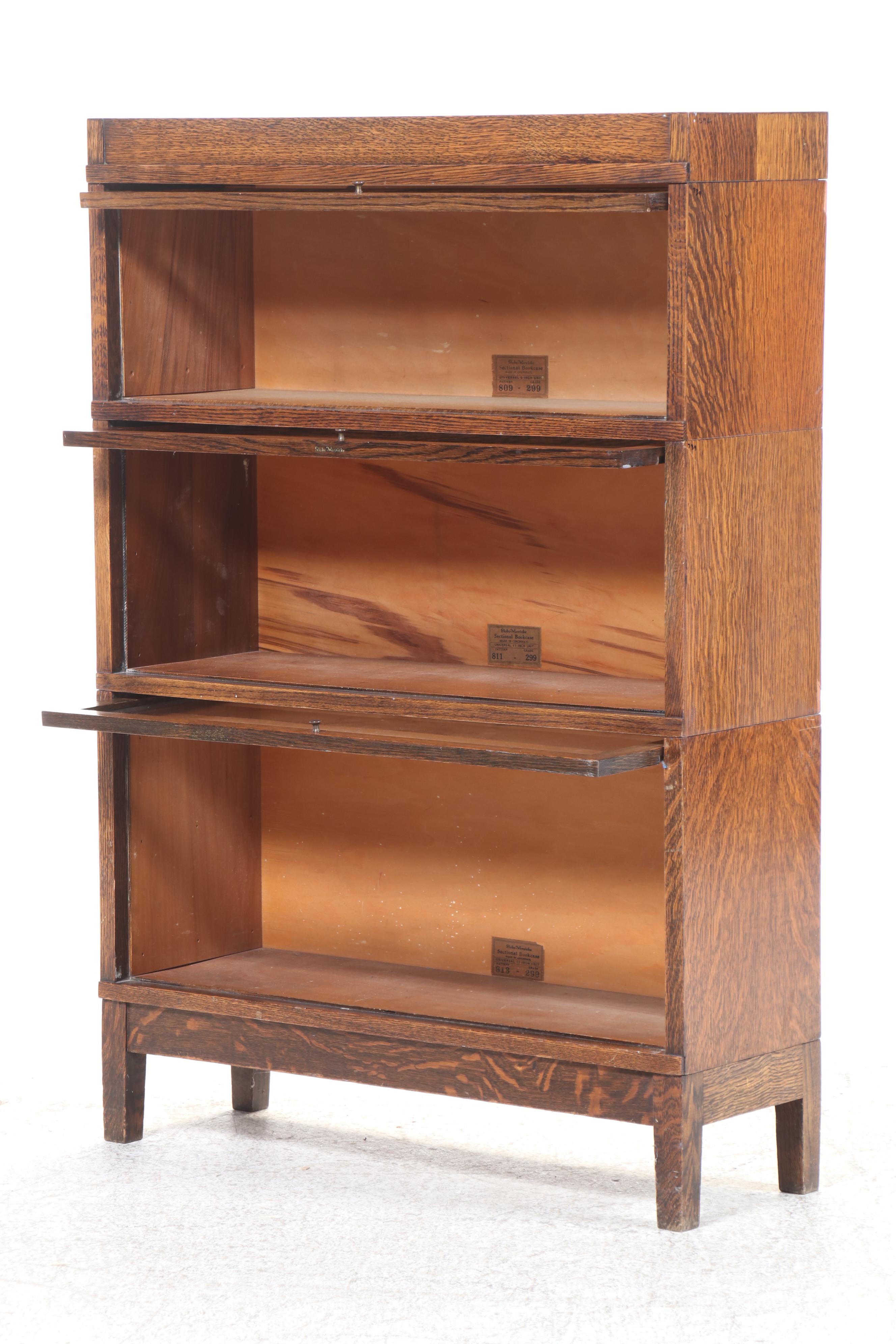 Globe-Wernicke Three-Tier Oak Barrister's Bookcase, 20th Century