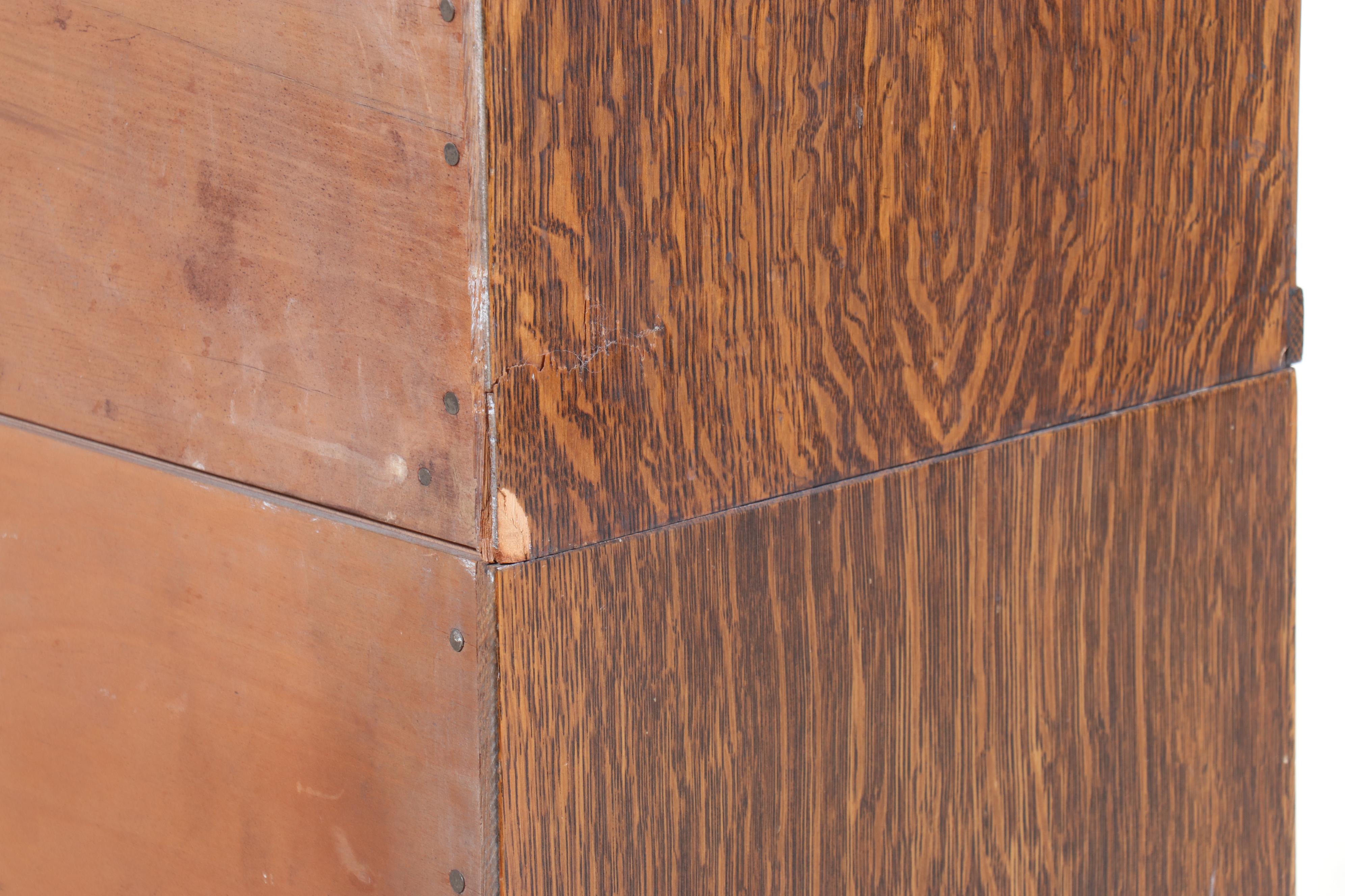 Globe-Wernicke Three-Tier Oak Barrister's Bookcase, 20th Century