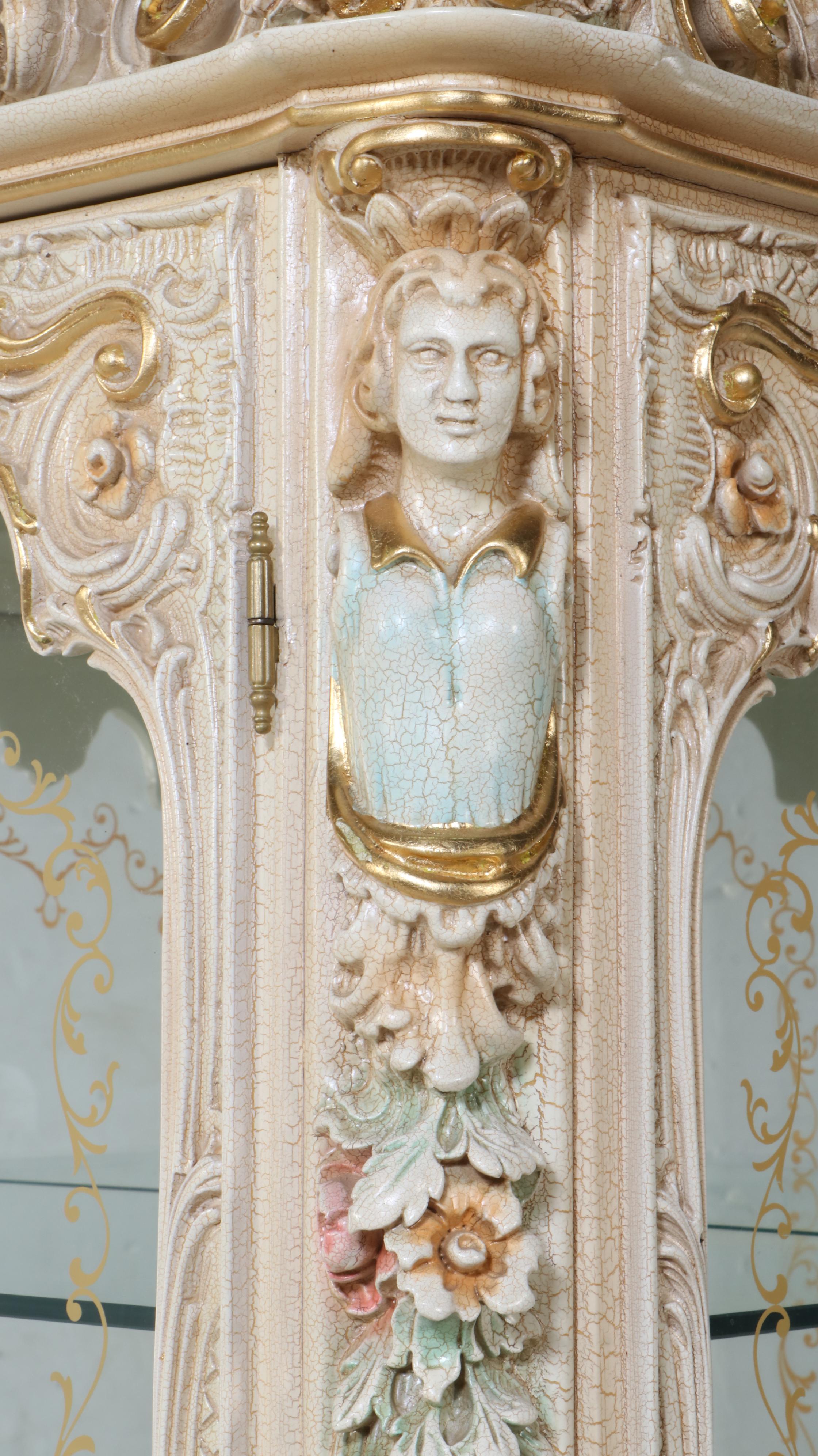 Meroni Francesco e Figli Louis XV Style Painted and Parcel Gilt Vitrine