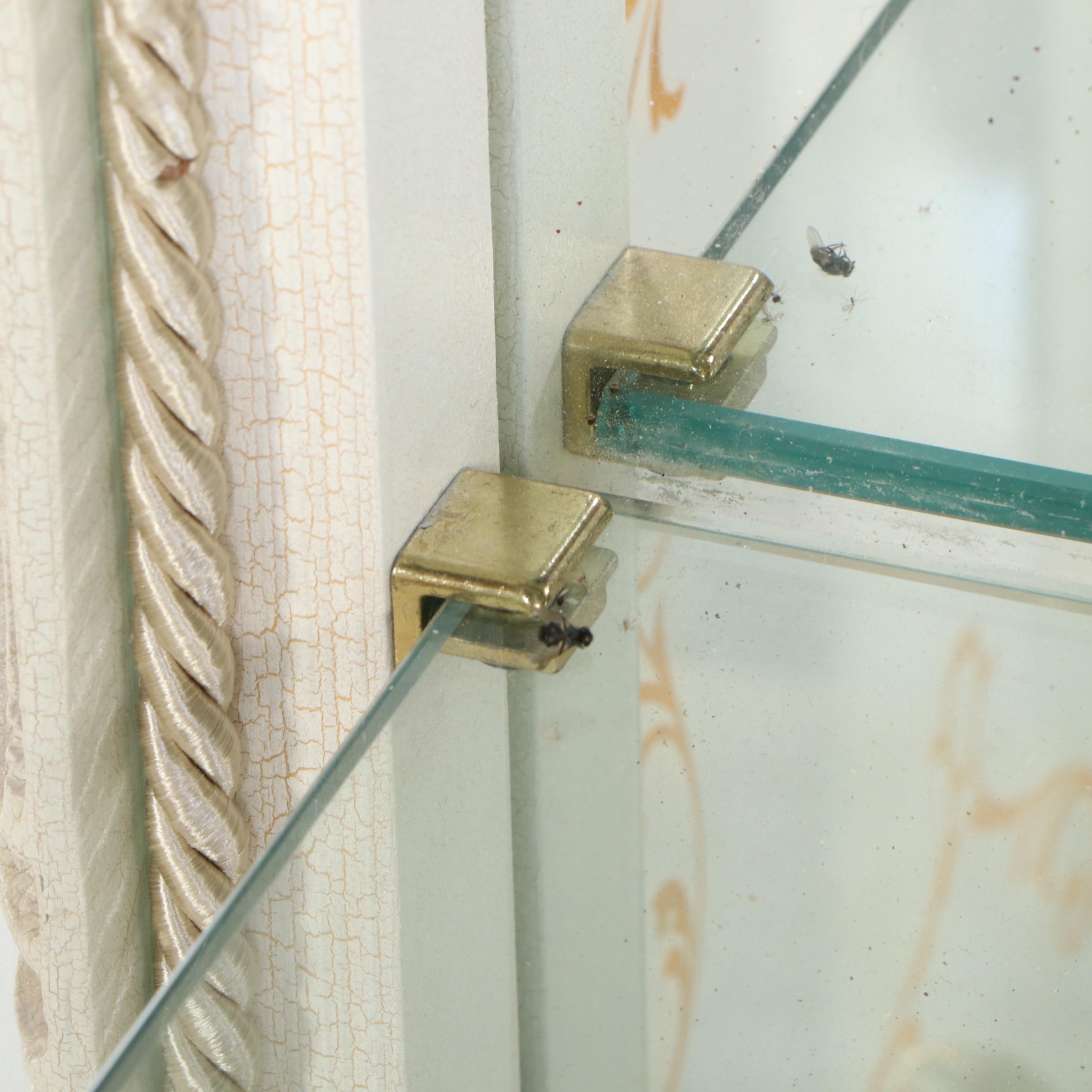 Meroni Francesco e Figli Louis XV Style Painted and Parcel Gilt Vitrine