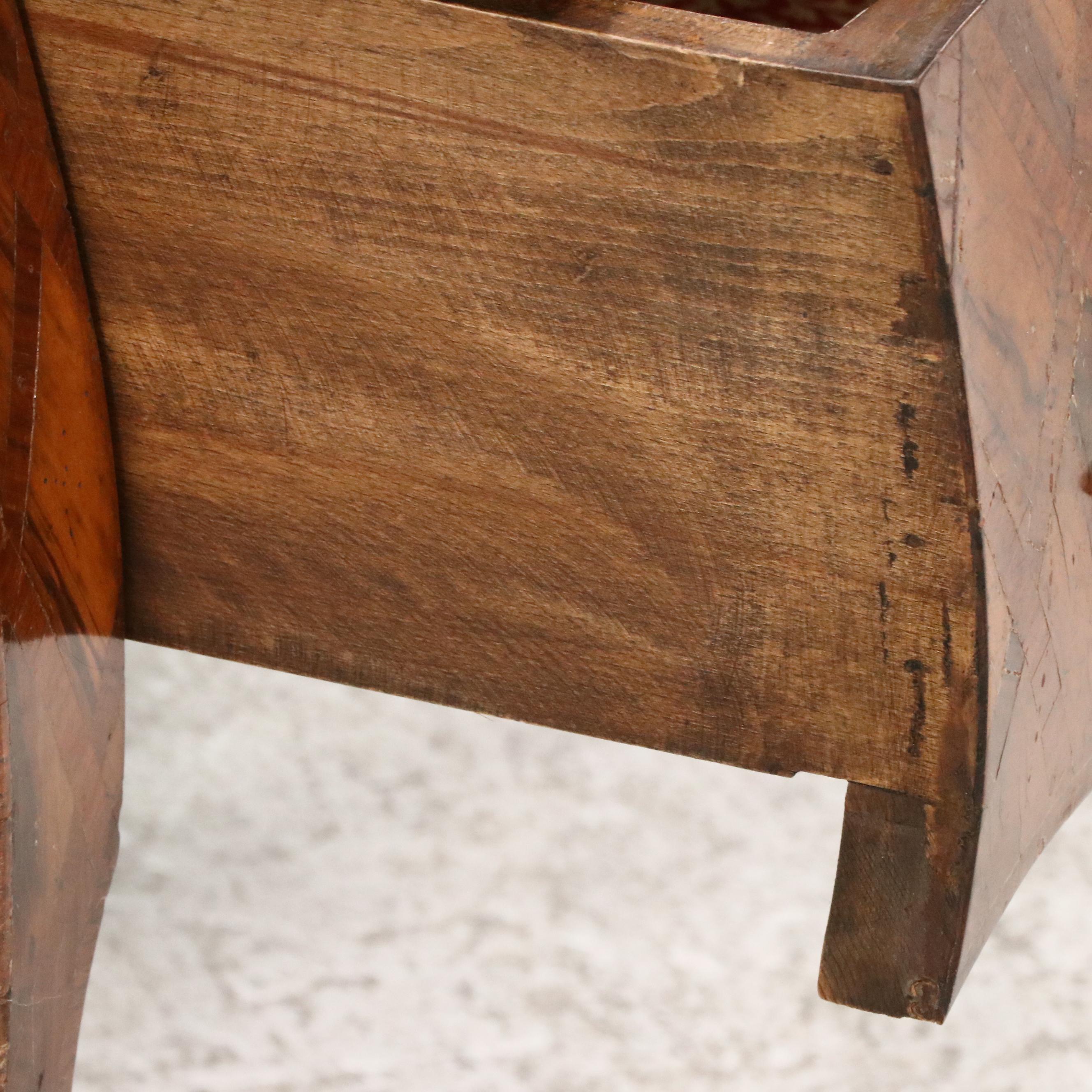 Continental European Baroque Style Parquetry Inlaid Bombé Chest, 19th Century