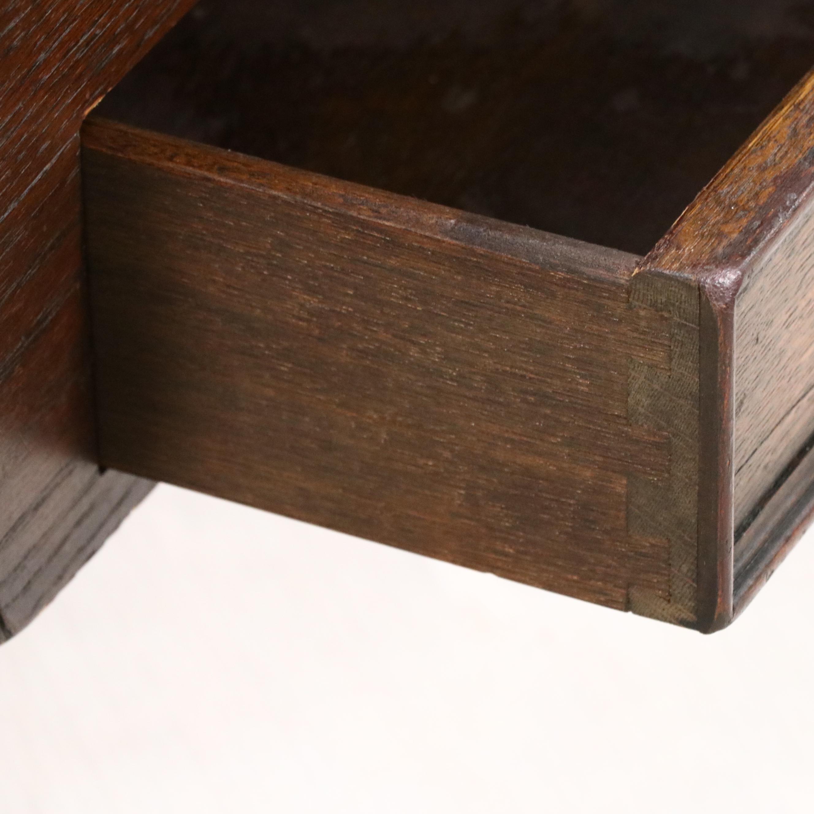 Ethan Allen American Colonial Style Sewing Box, Mid-20th Century