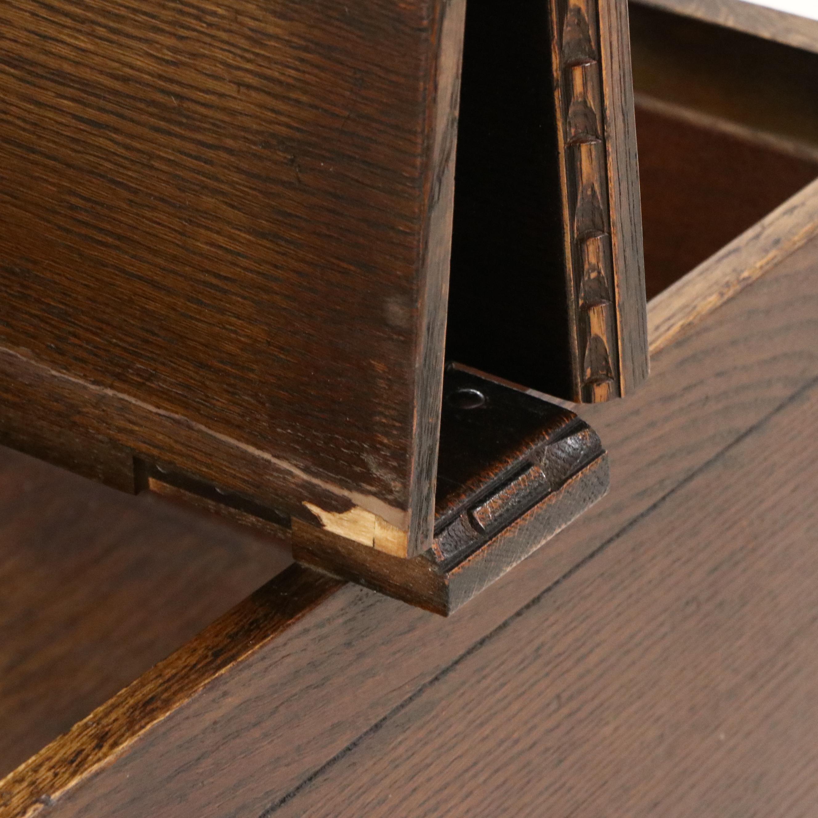 Ethan Allen American Colonial Style Sewing Box, Mid-20th Century