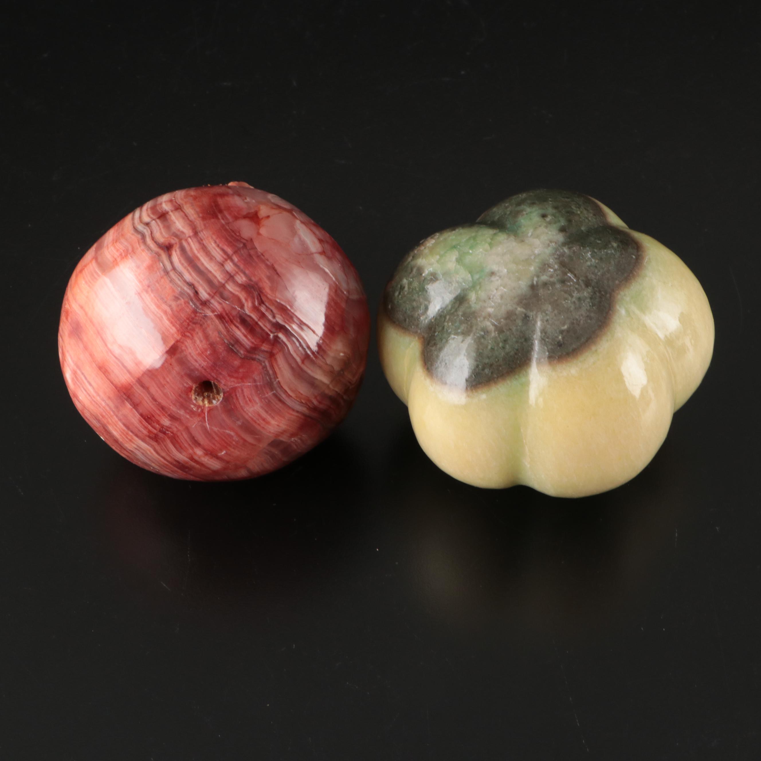 Japanese Kutani Porcelain Bottle Vase with Other Figurines and Décor