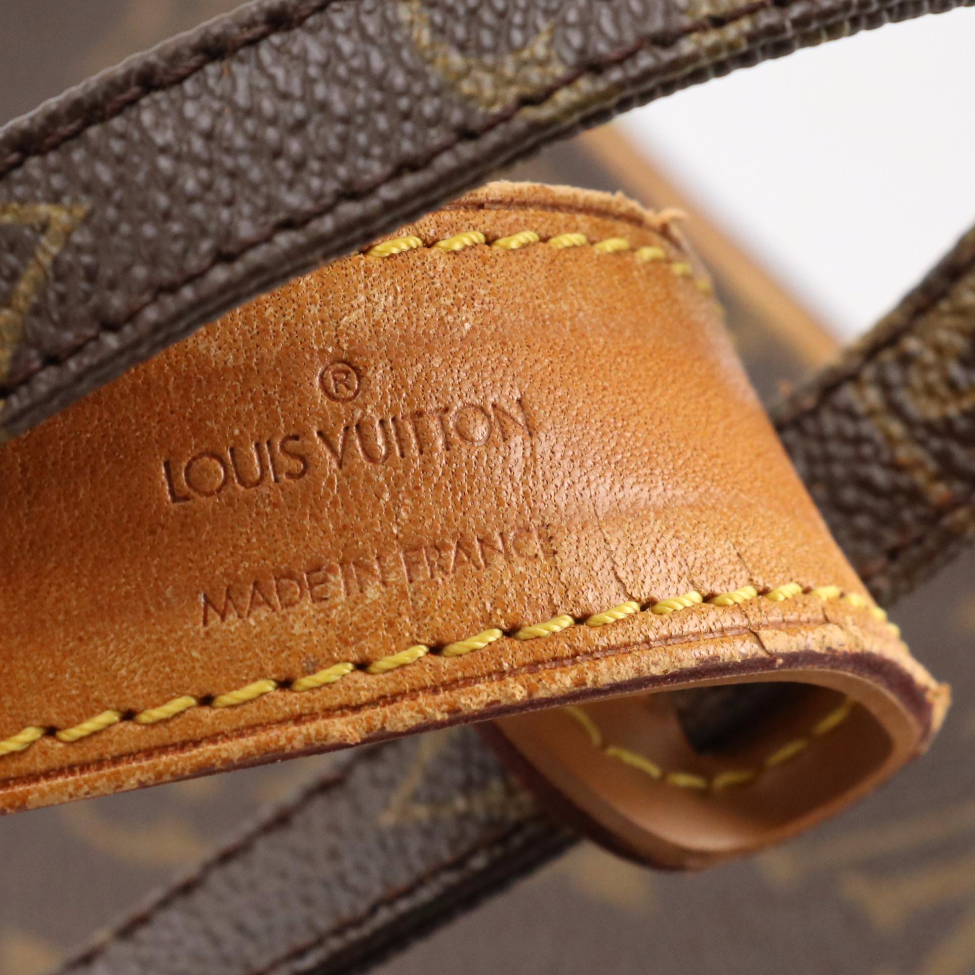 Louis Vuitton Pochette Marly Bandoulière in Monogram Canvas