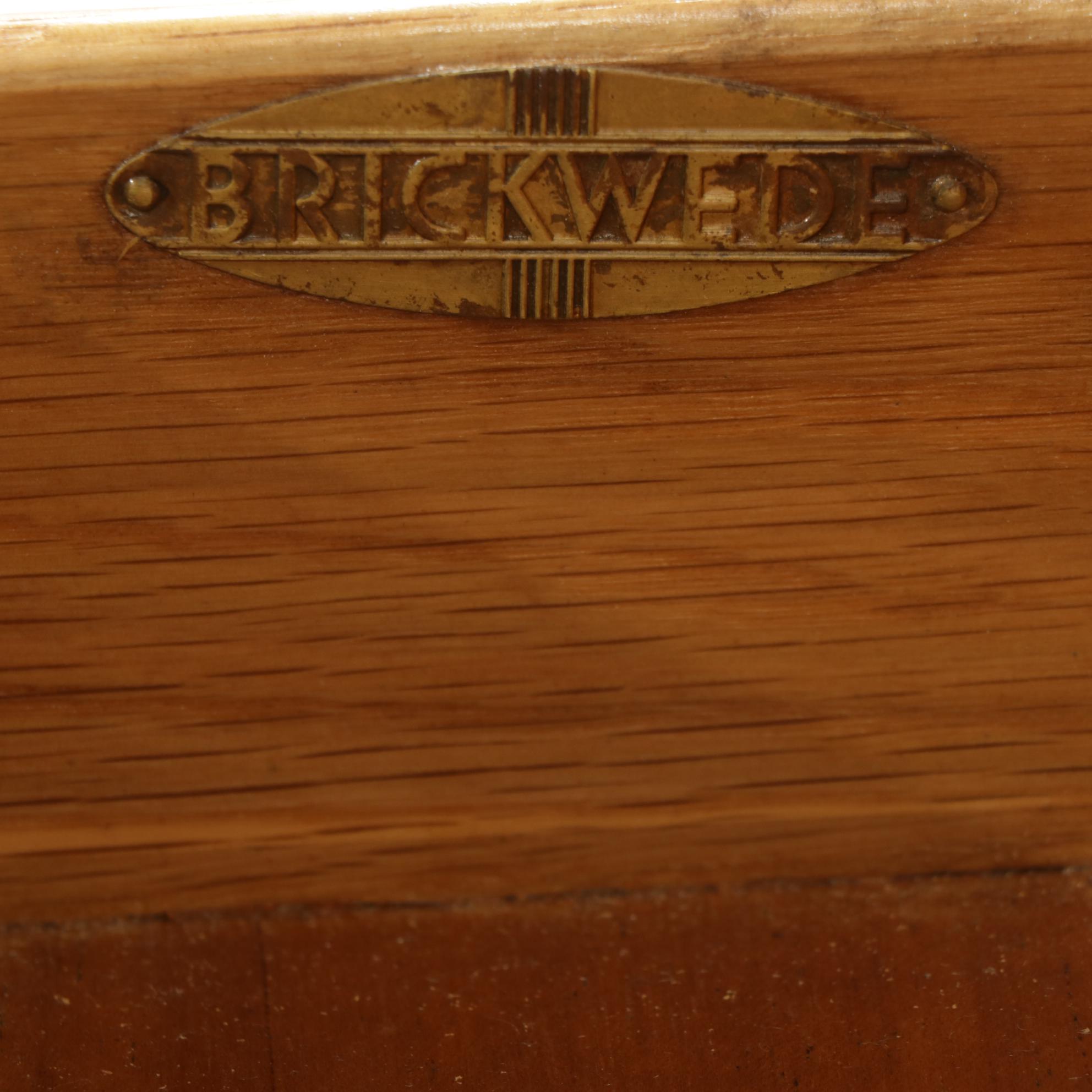 Brickwede Furniture Federal Style Corner Cabinet, Late 20th Century