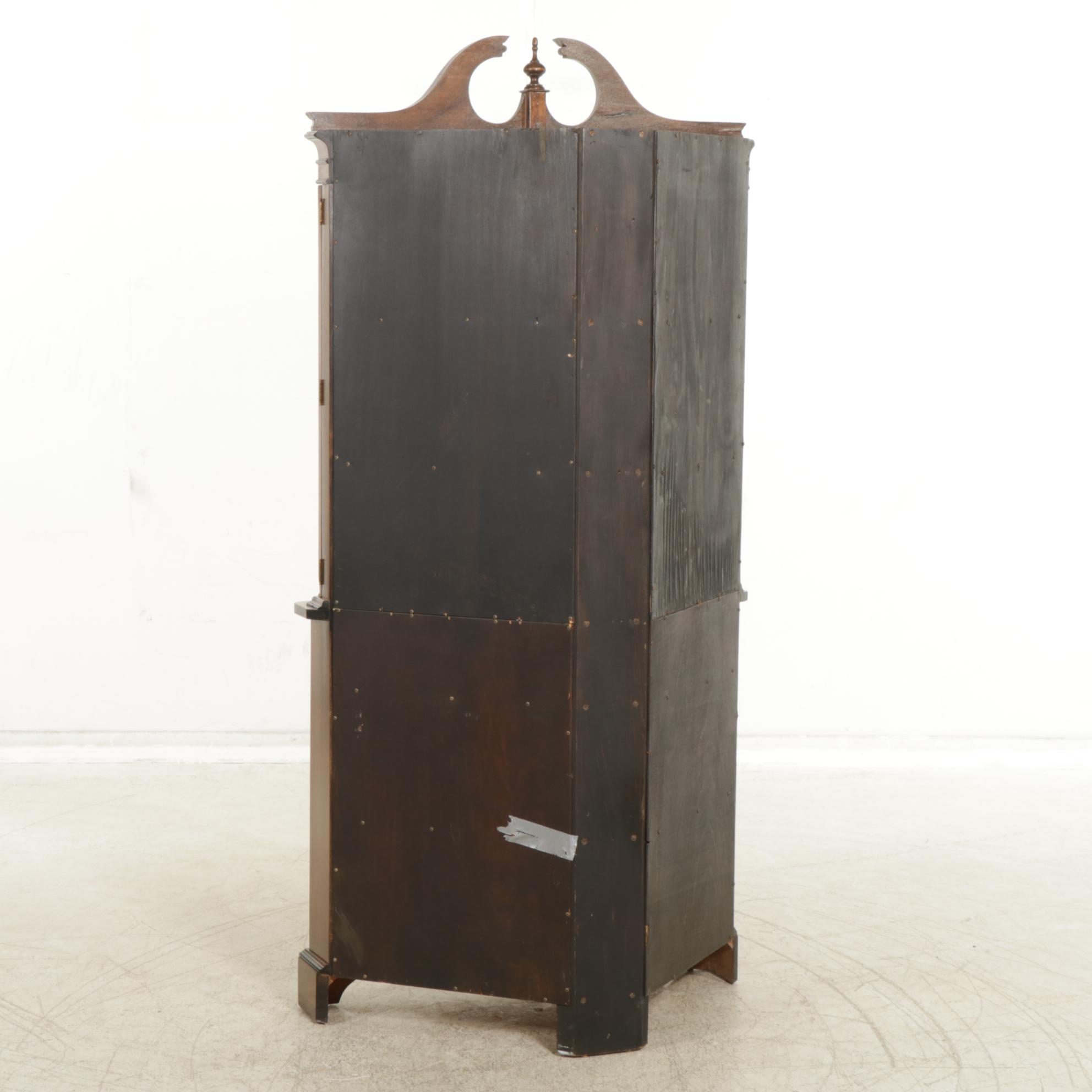 Brickwede Furniture Federal Style Corner Cabinet, Late 20th Century