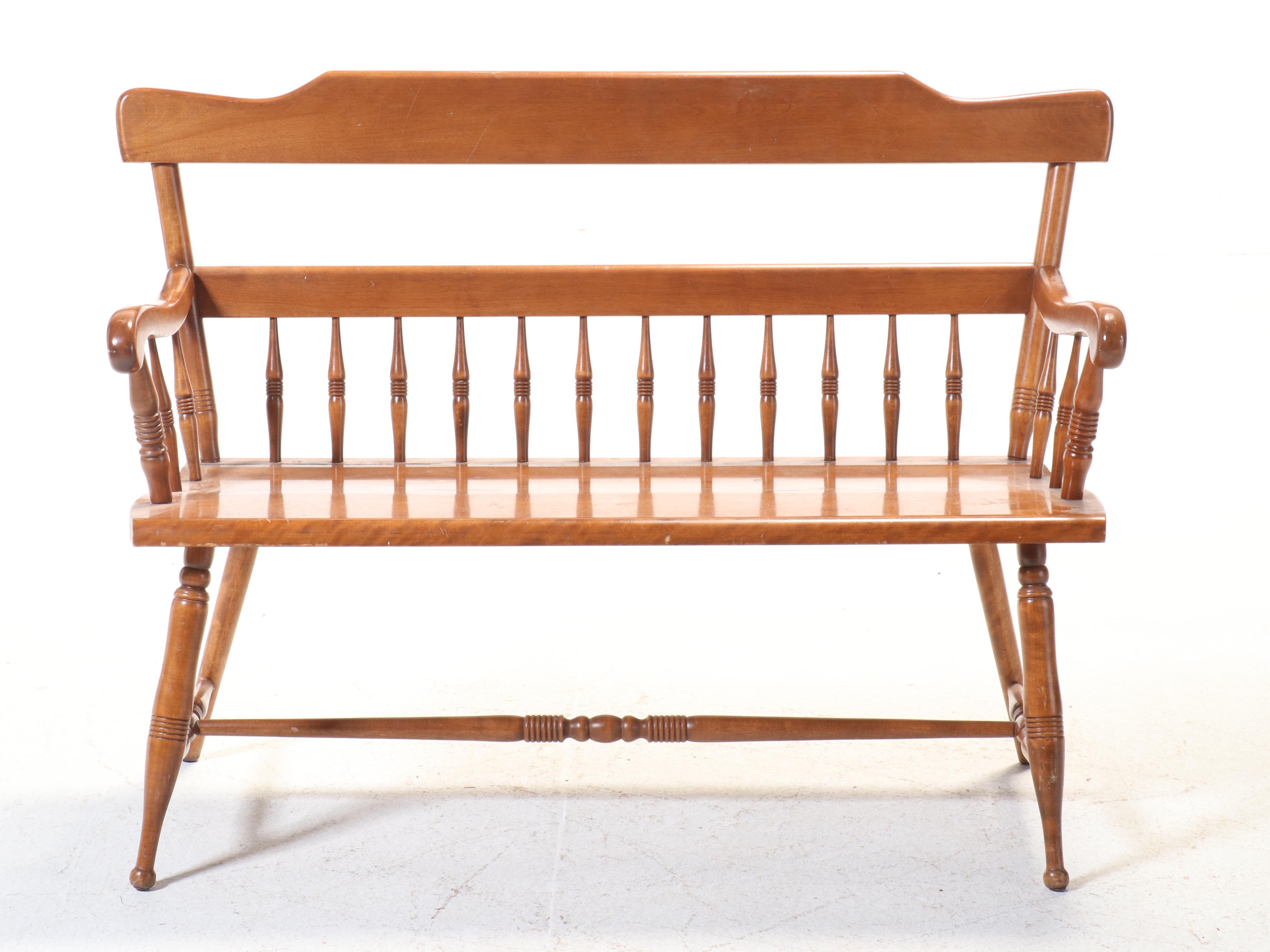 Ethan Allen American Colonial Style Maple Bench, Late 20th Century