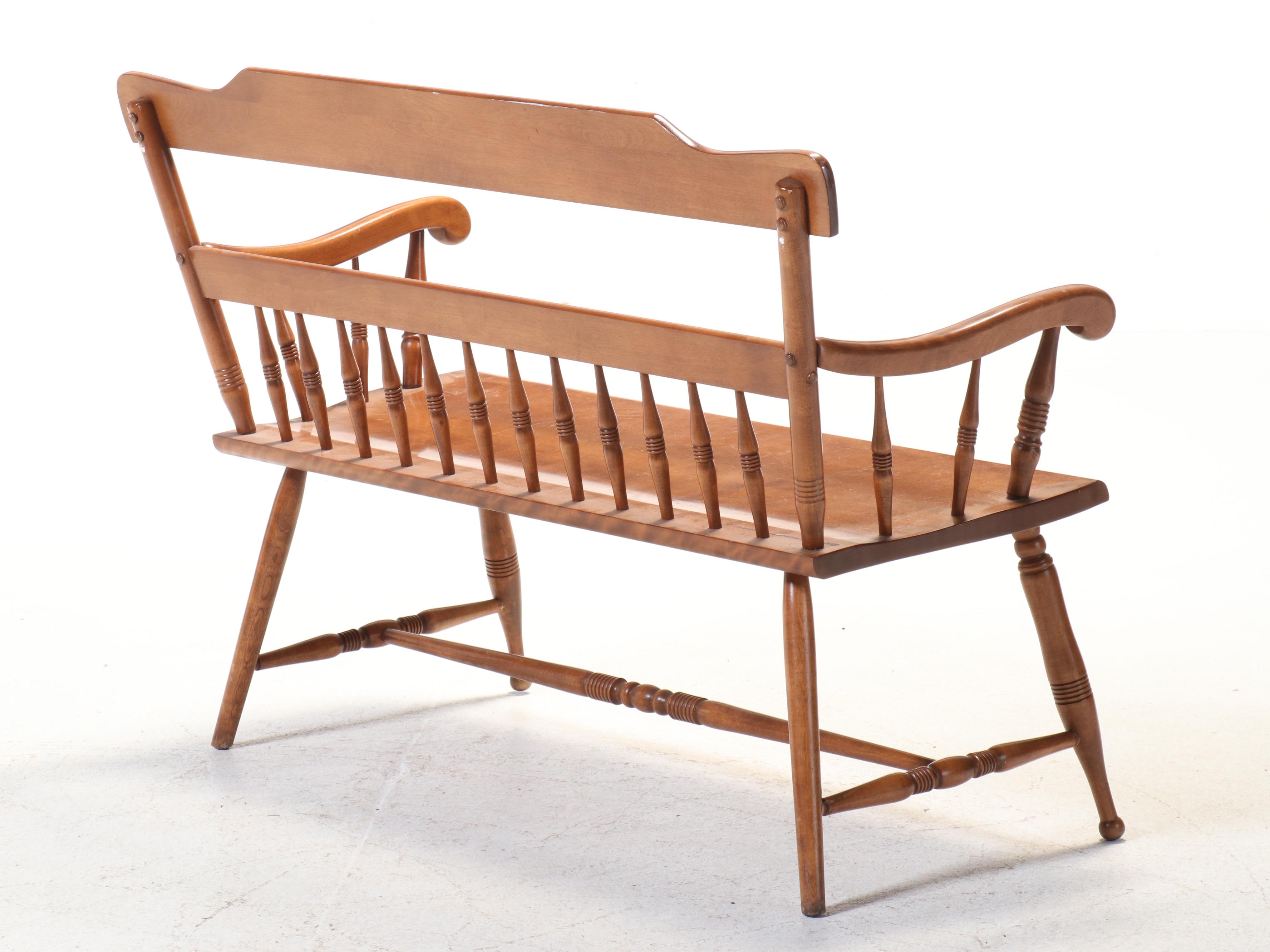 Ethan Allen American Colonial Style Maple Bench, Late 20th Century