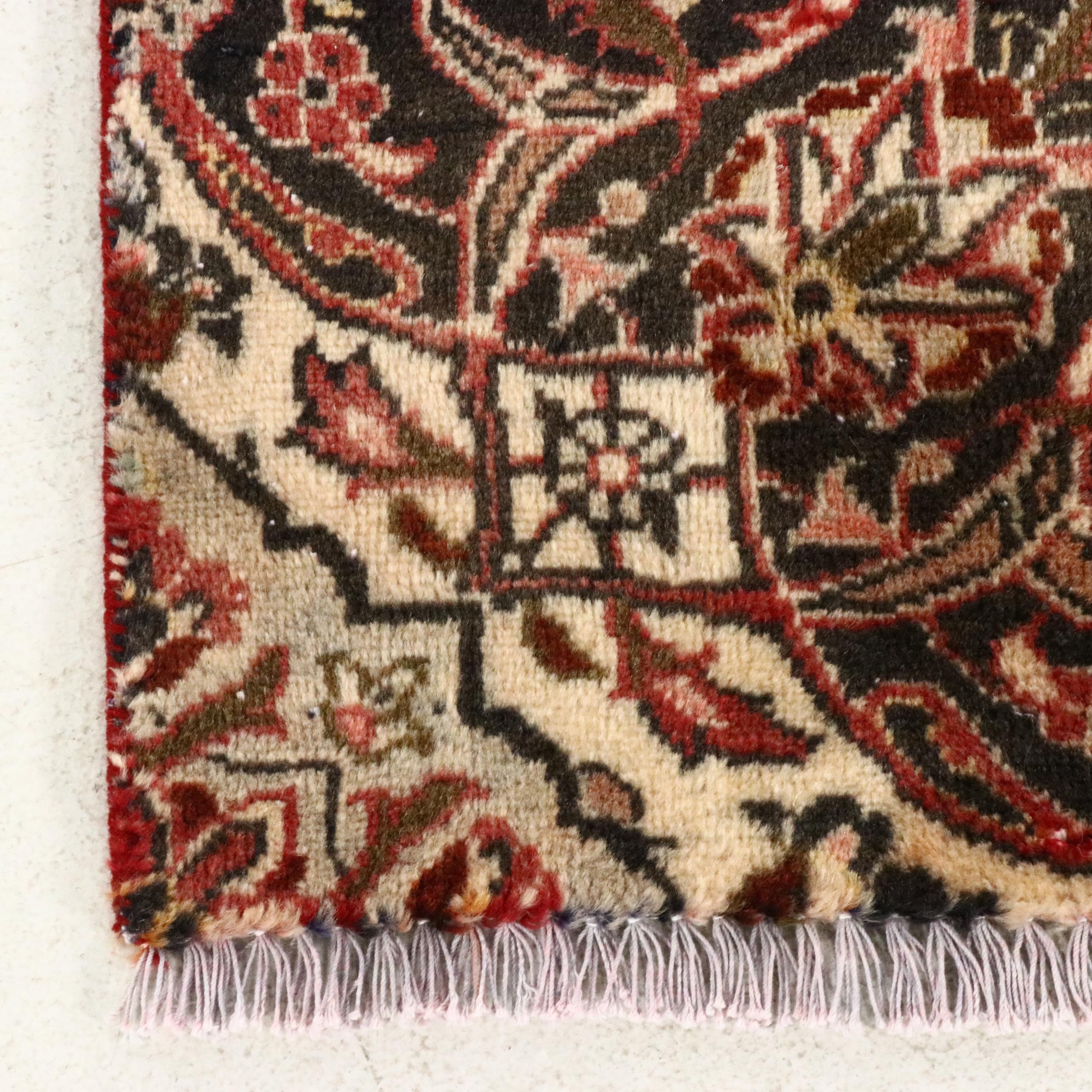 4'11 x 8'11 Hand-Knotted Persian Kashan Remnant Area Rug