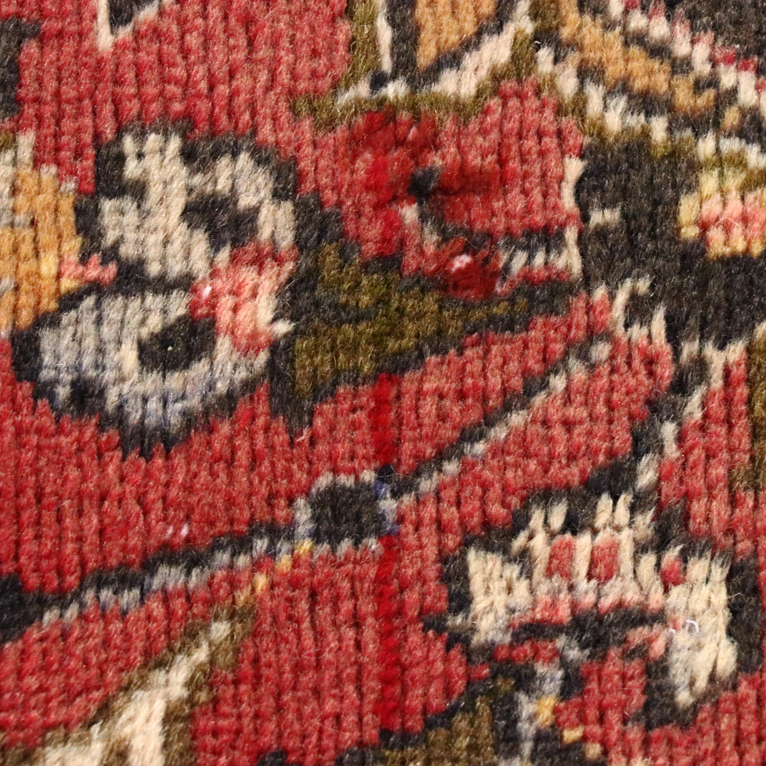 4'11 x 8'11 Hand-Knotted Persian Kashan Remnant Area Rug