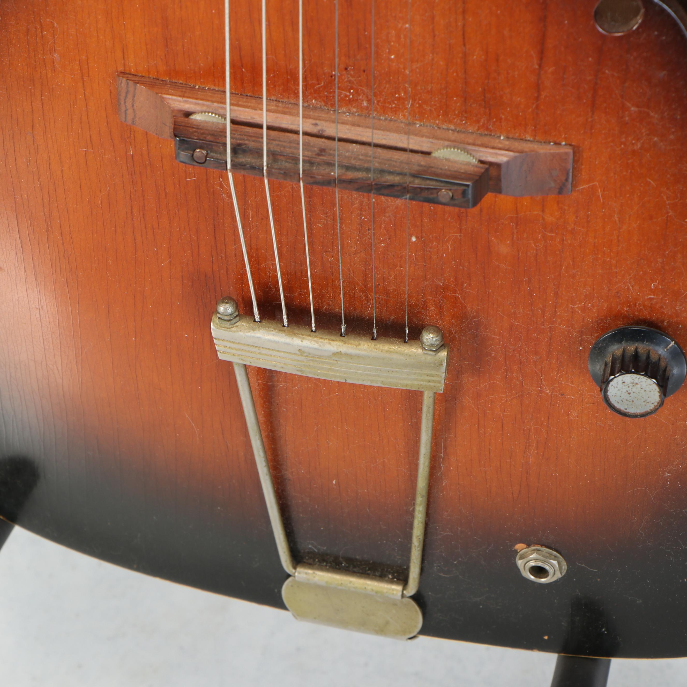 Noise Acoustic-Electric Guitar with Gibson Nylon Case