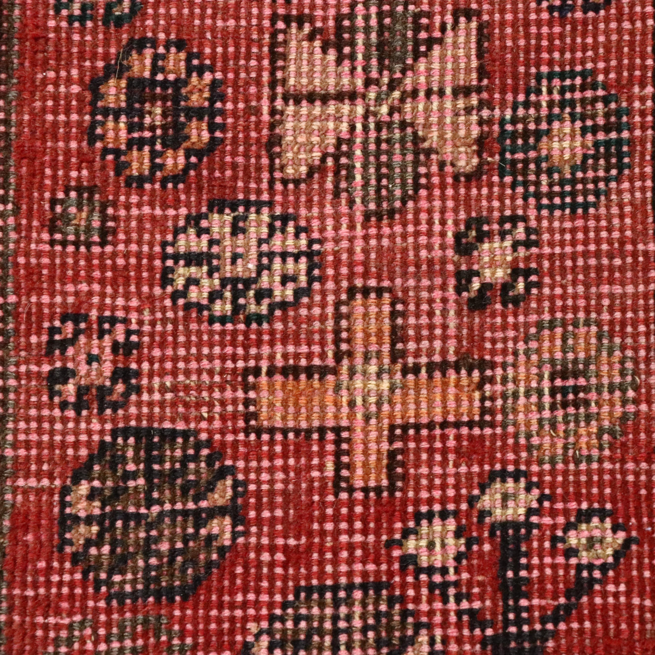 4'10 x 8'10 Hand-Knotted Persian Qashqai Area Rug