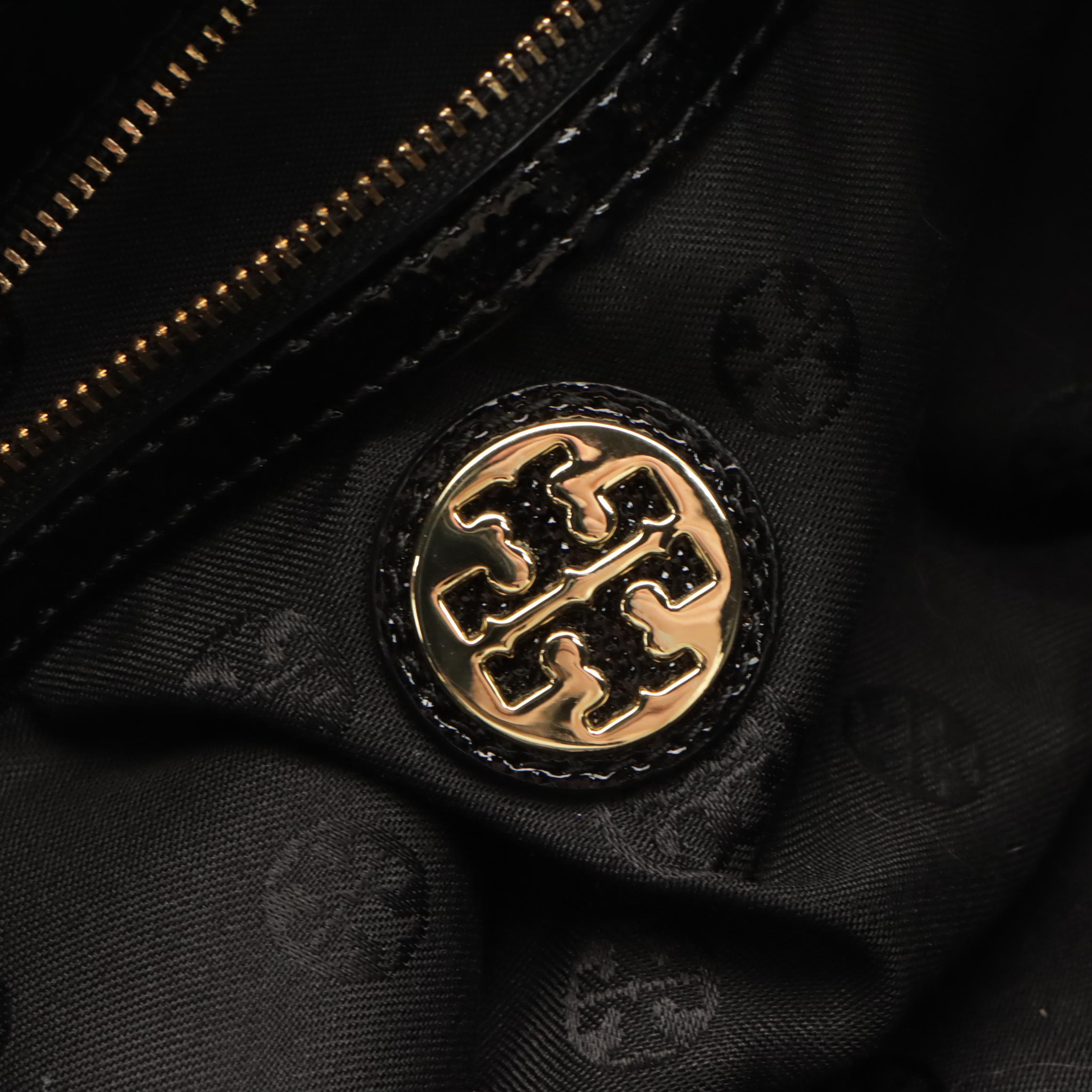 Tory Burch Chain Strap Shoulder Tote in Black Shiny Grained Patent Leather