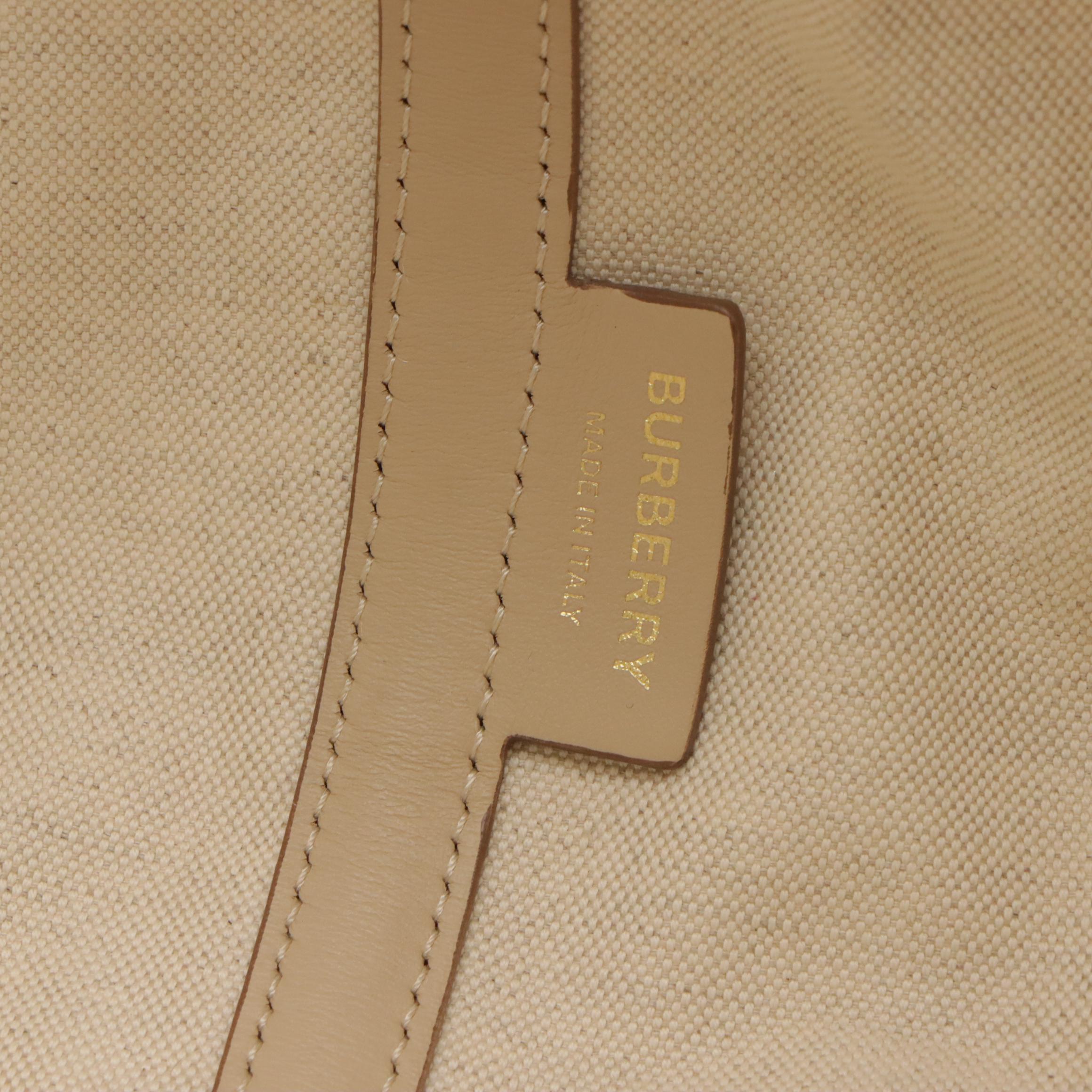 Burberry Beach Tote in Dusty Sand/Soft Fawn Check Canvas and Leather, With Tags