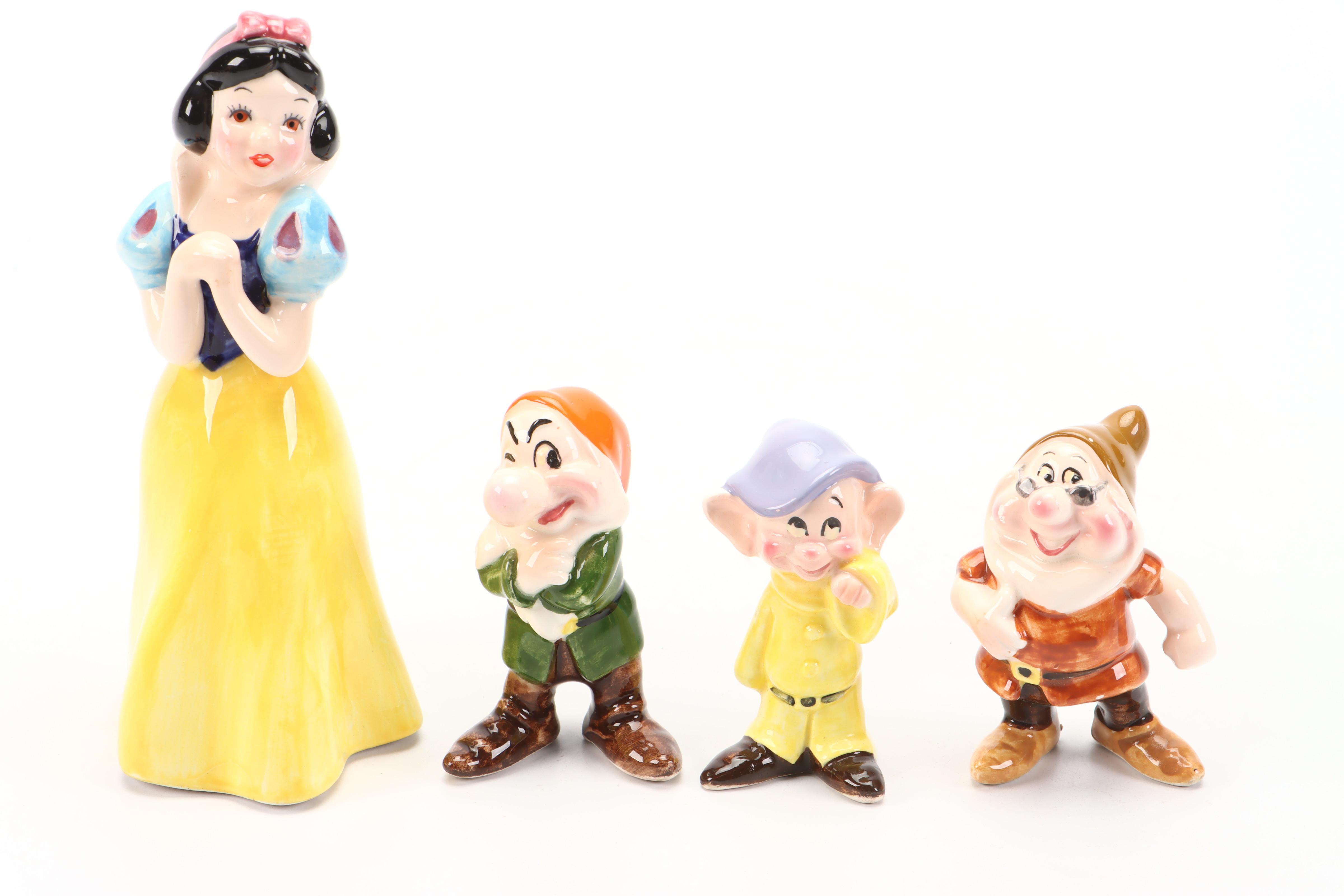 Walt Disney Classics "Snow White and Dopey" Ceramic Figurine with Others