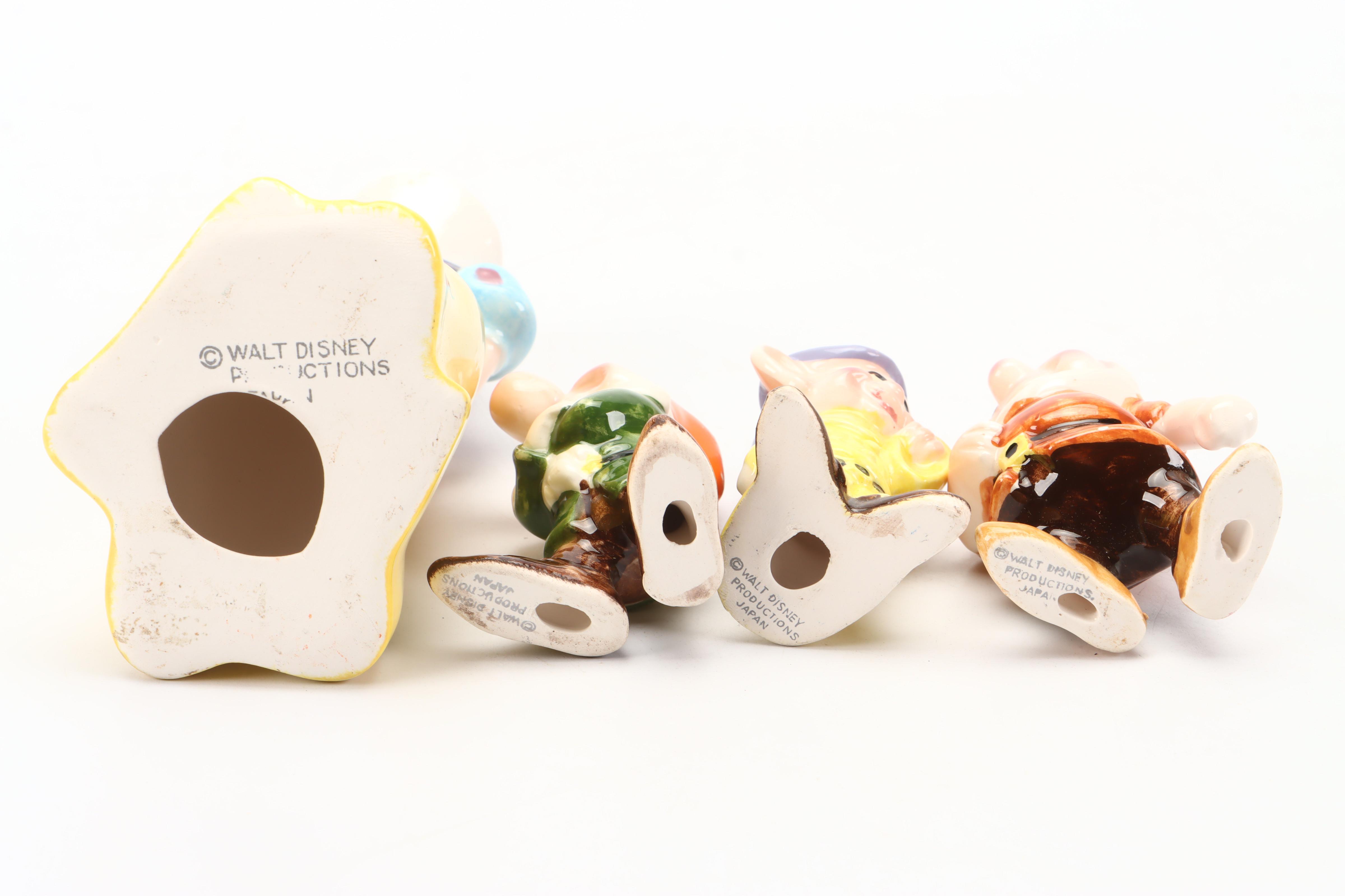 Walt Disney Classics "Snow White and Dopey" Ceramic Figurine with Others