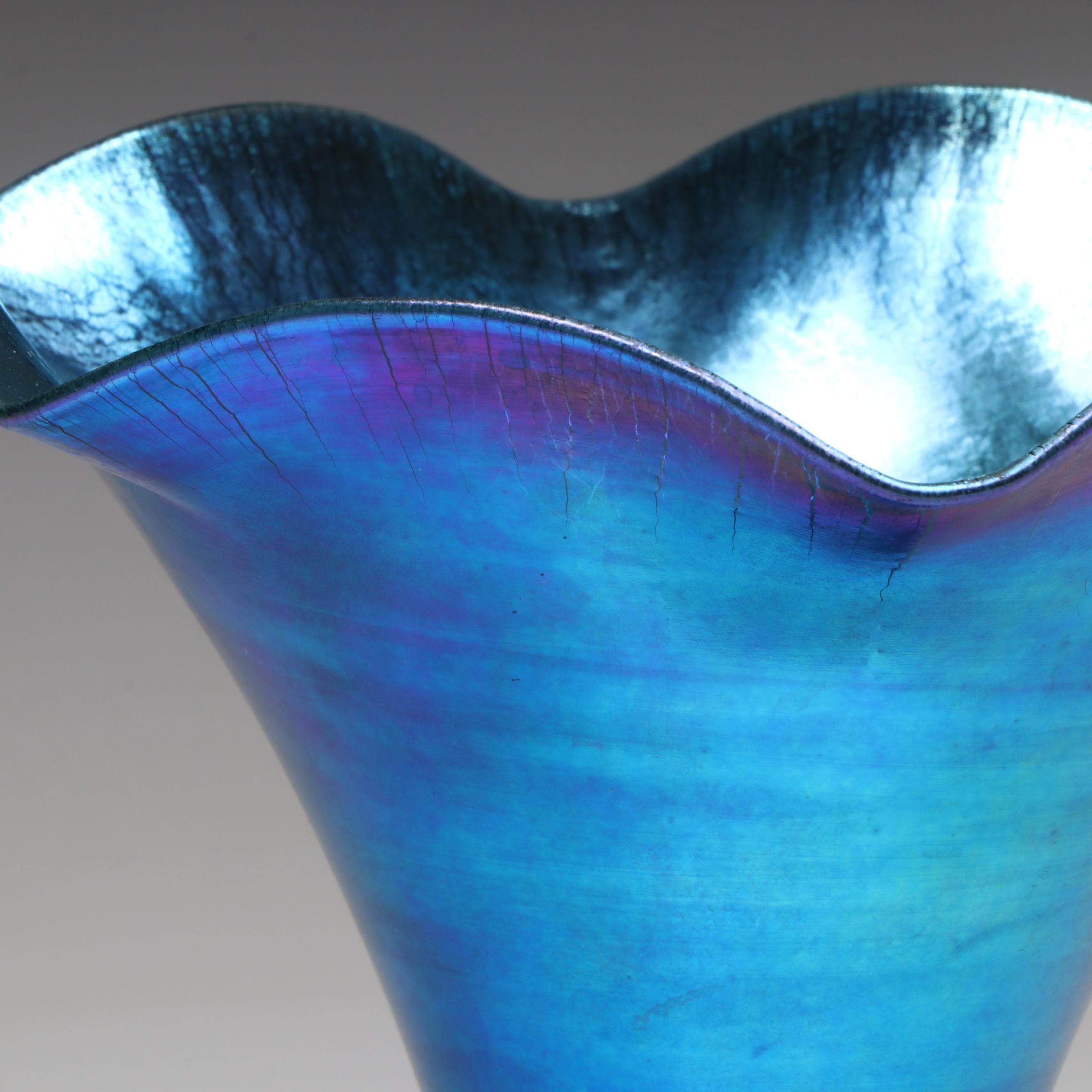 Steuben Iridescent Blue Aurene Art Glass Vase, Early to Mid-20th Century