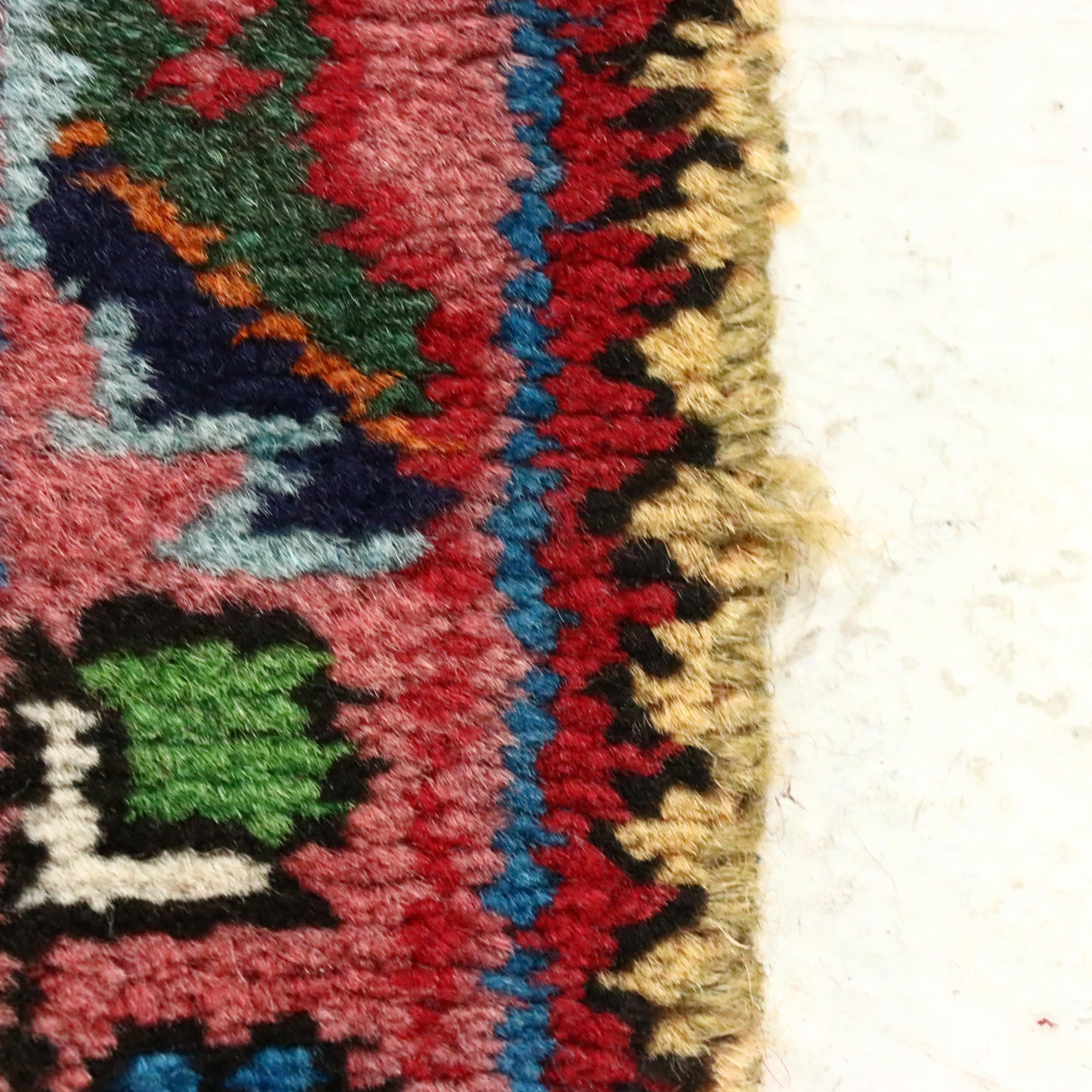 6'5 x 9'10 Hand-Knotted Indo-Persian Heriz Area Rug