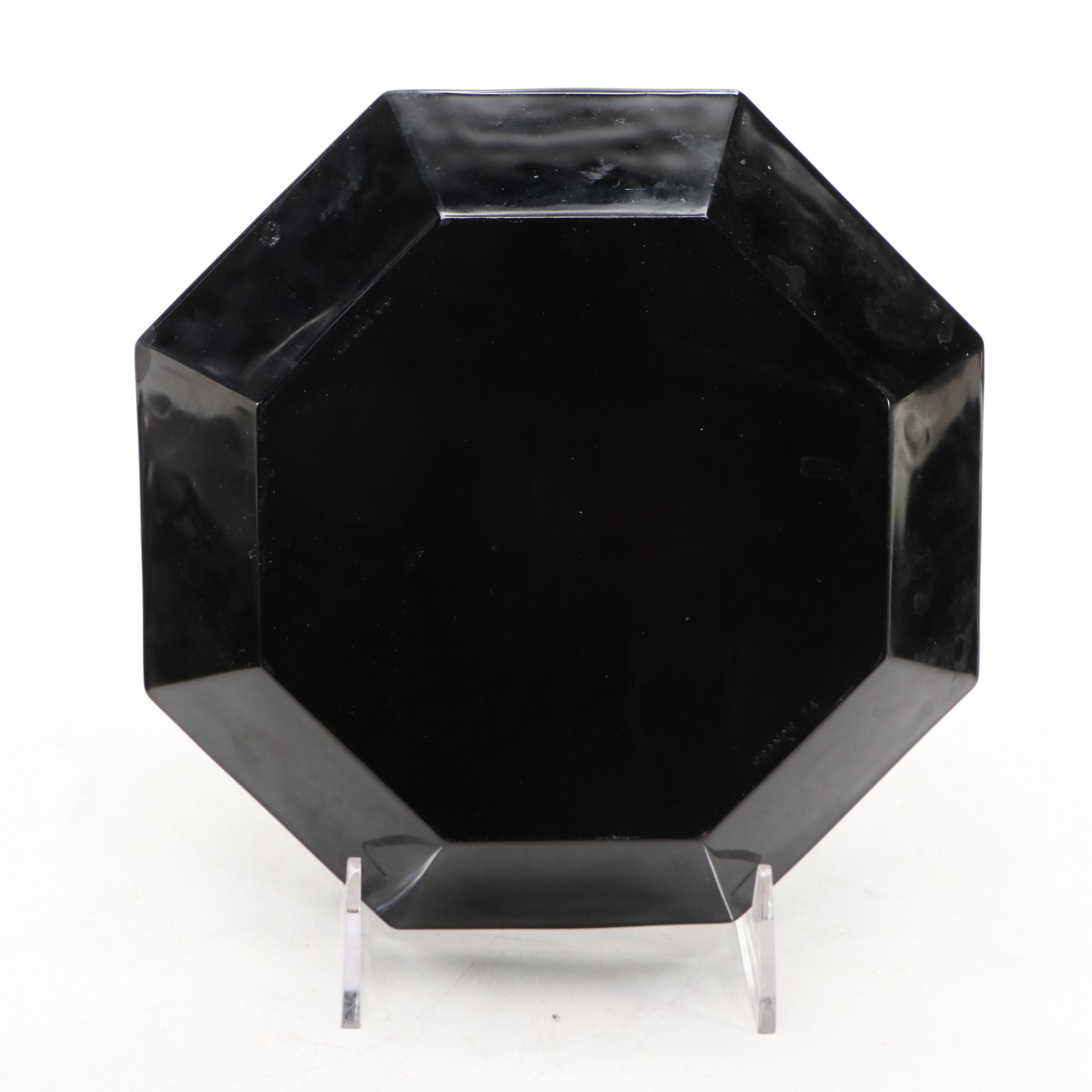 Rivet Handle Stainless Steel Flatware with Black Ceramic Plates