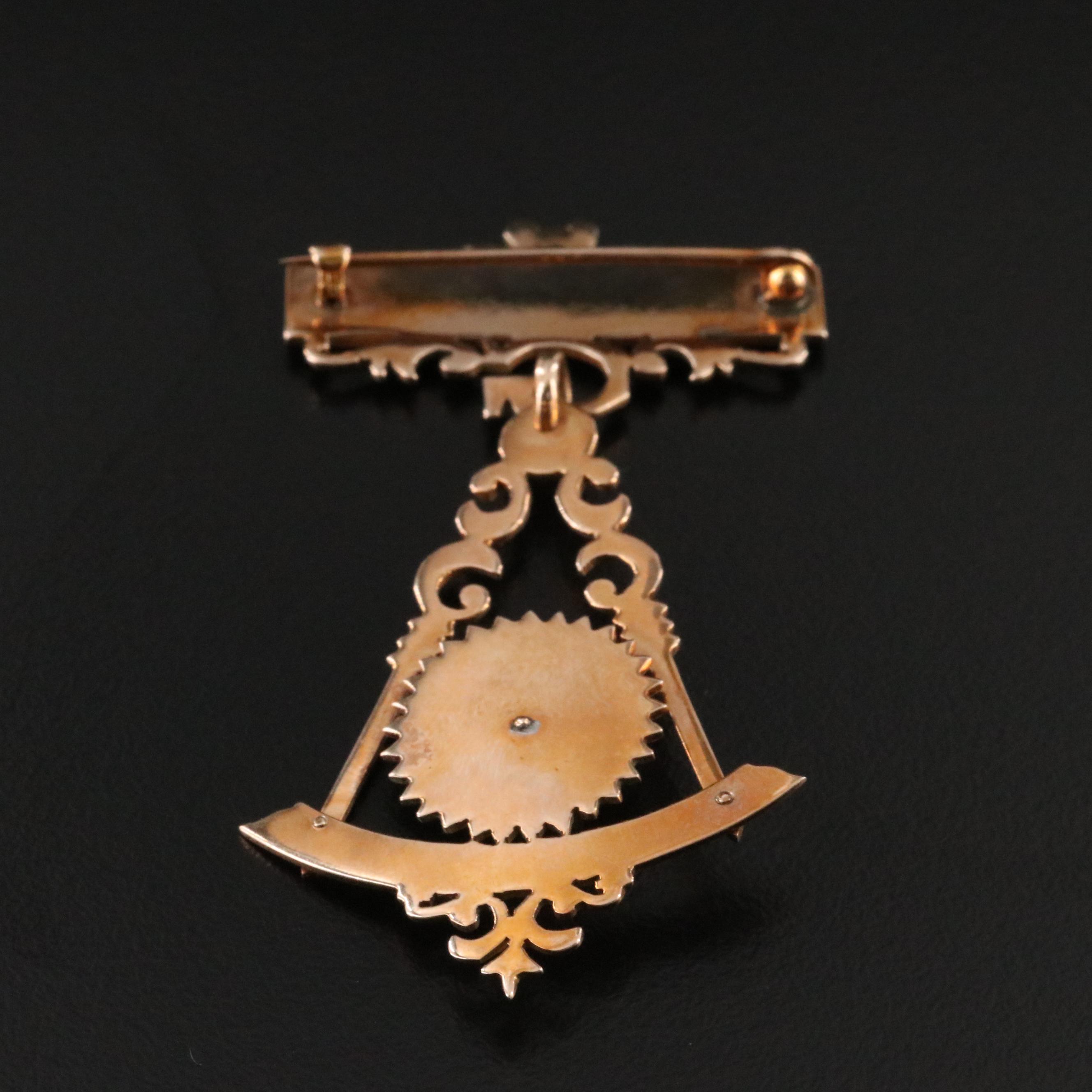 Masonic 10K Carved Moonstone Pin