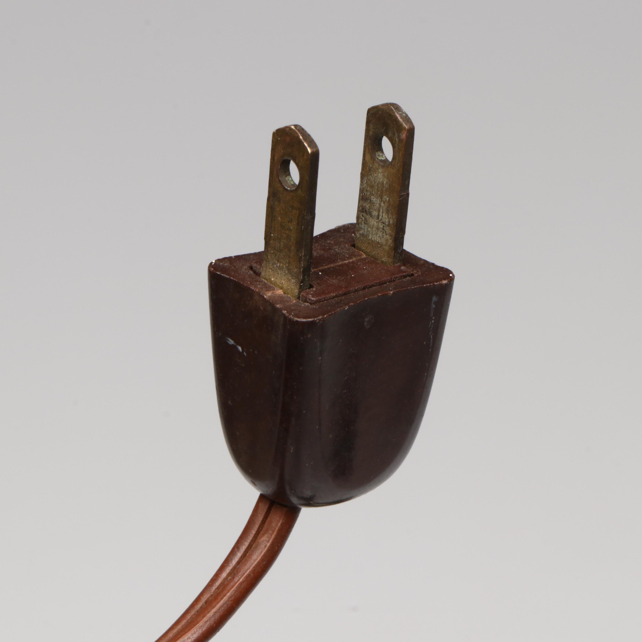 Polished Metal Aladdin Model 12 Oil Parlor Lamp, Adapted Mid-20th Century