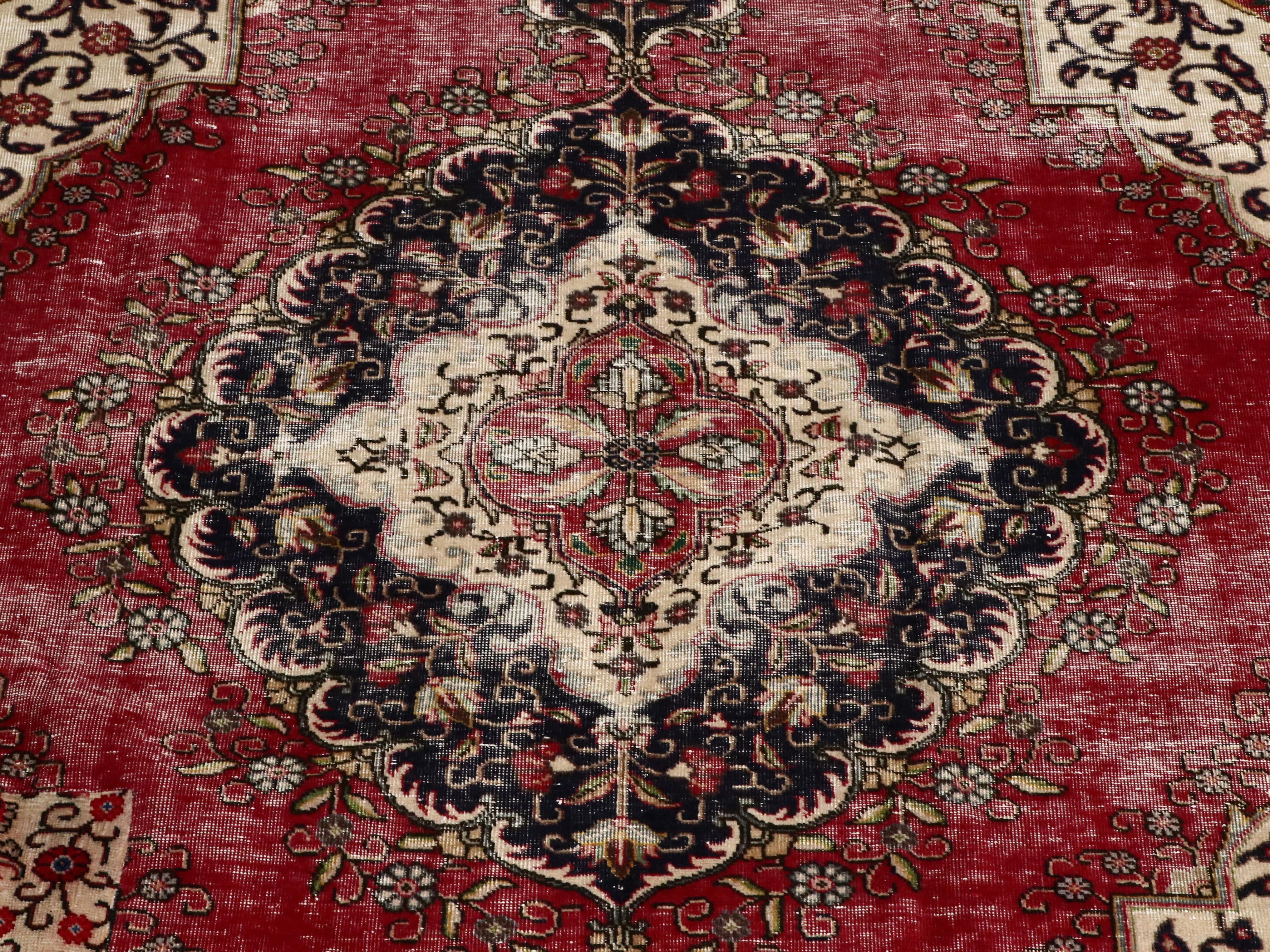 8'4 x 11'6 Hand-Knotted Persian Tabriz Area Rug