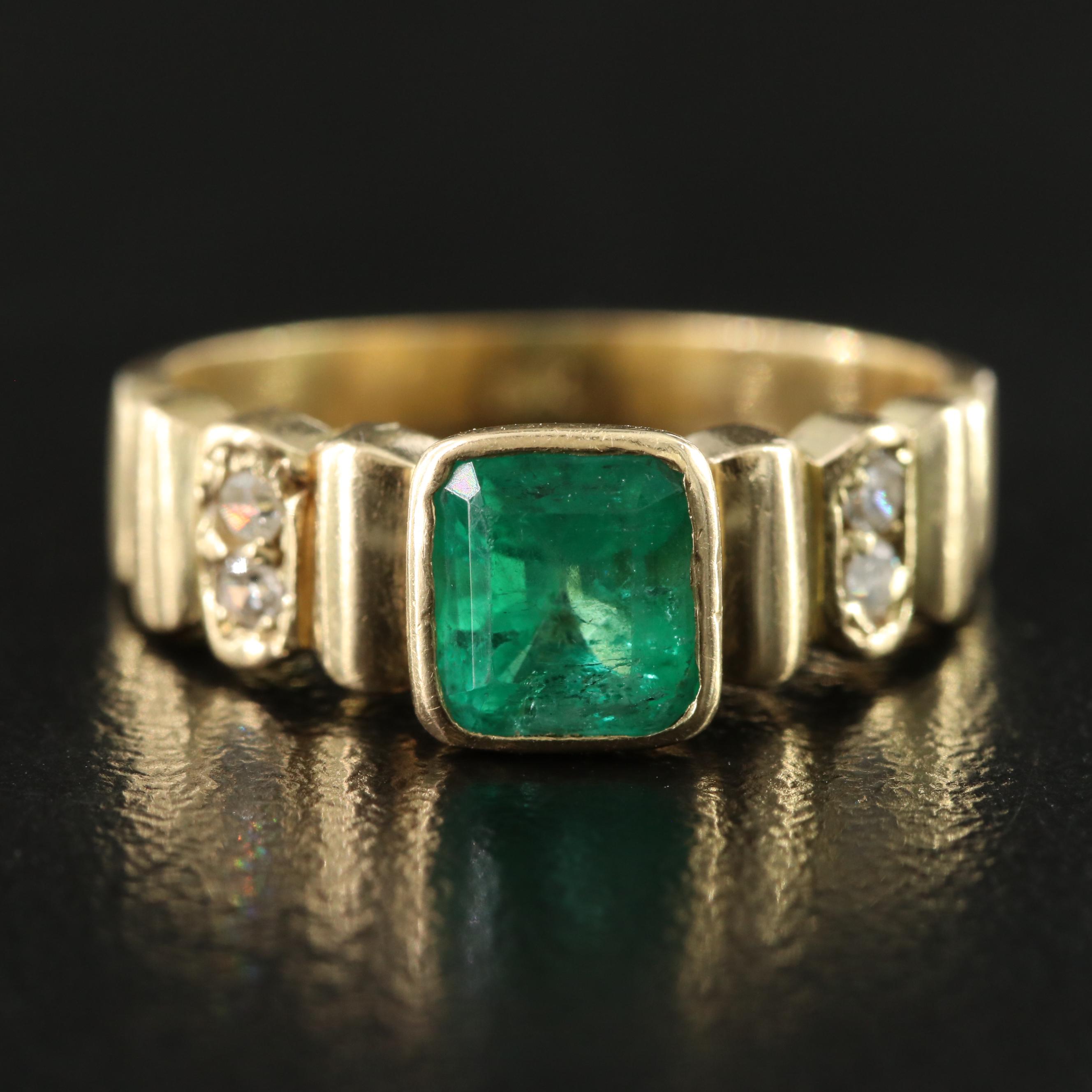 18K 1.15 CT Emerald and Diamond Ring