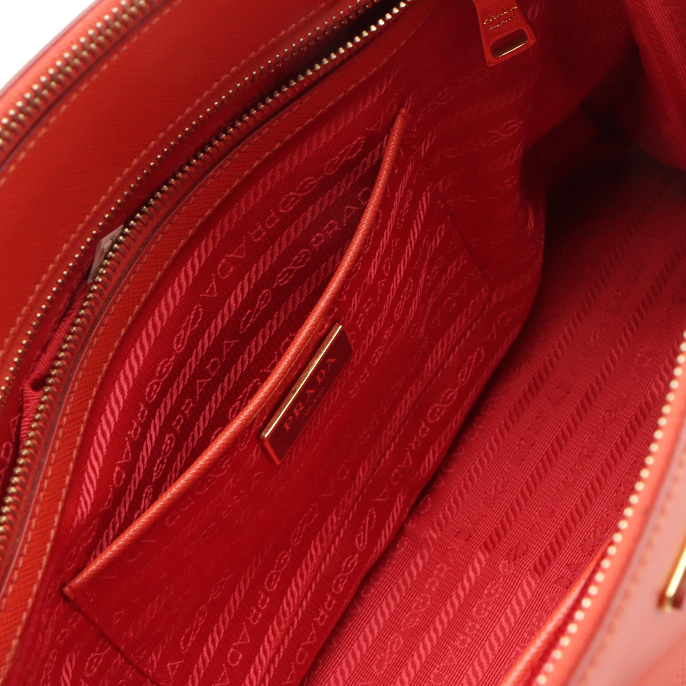 Prada Medium Galleria Double Zip Two-Way Bag in Saffiano Leather