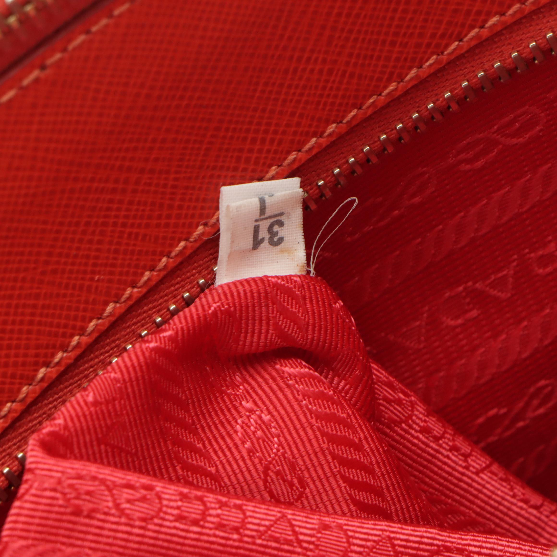 Prada Medium Galleria Double Zip Two-Way Bag in Saffiano Leather