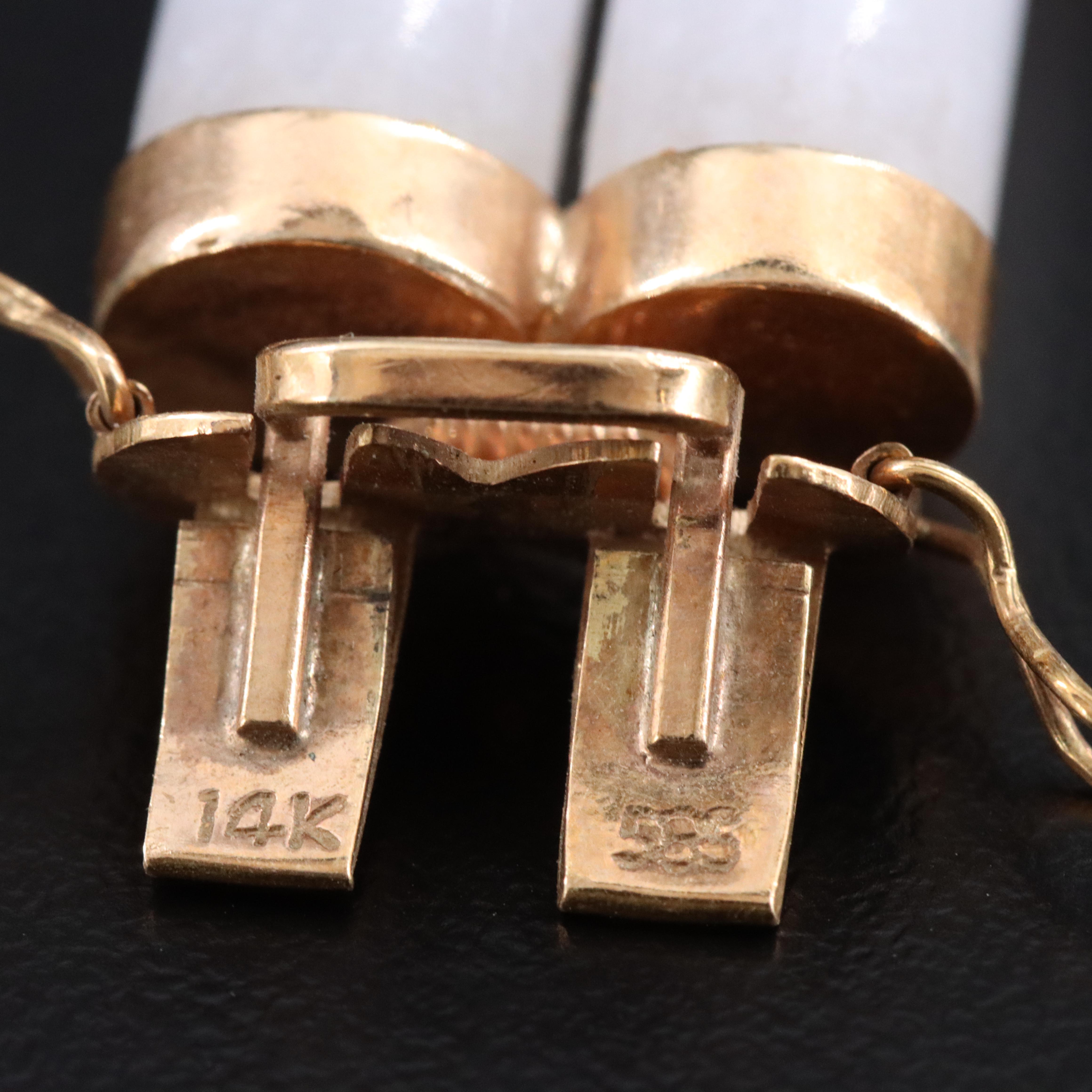 Vintage 14K Jadeite and Black Onyx Station Bracelet