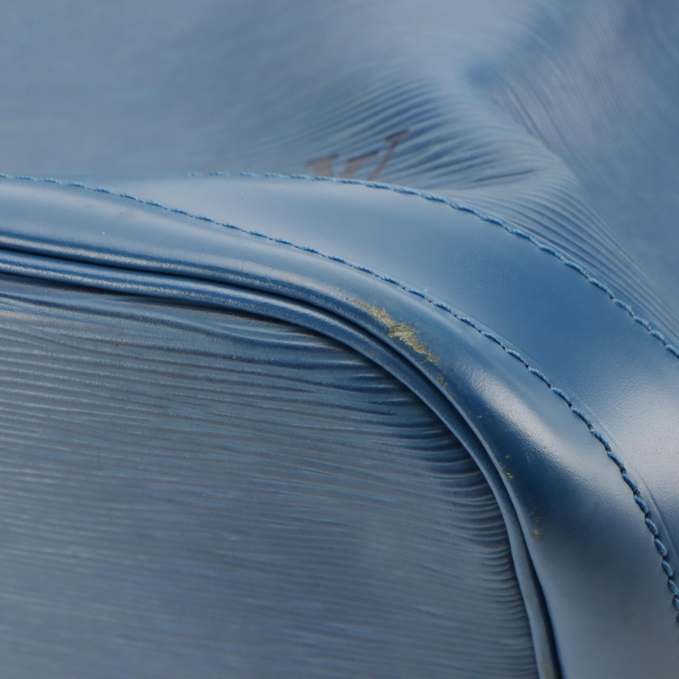 Louis Vuitton Noé Drawstring Bucket Bag in Toledo Blue Epi Leather