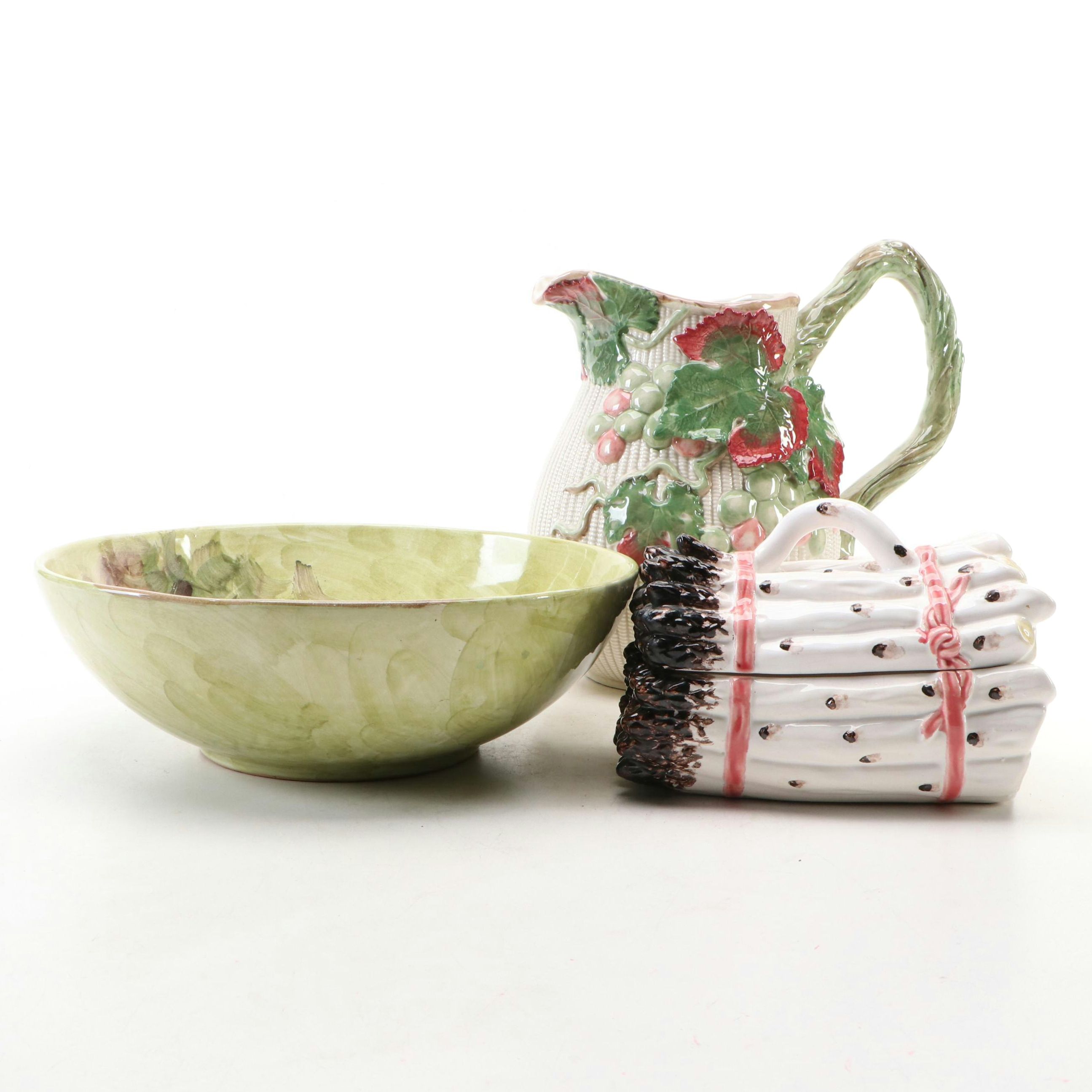 Bordallo Pinheiro Portuguese Majolica Asparagus Tureen and Other Tableware