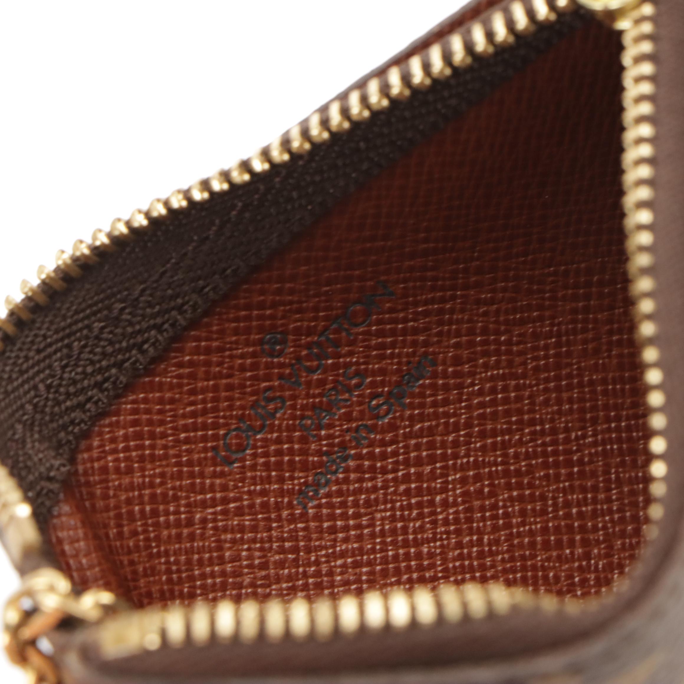 Louis Vuitton Pochette Clés in Monogram Canvas