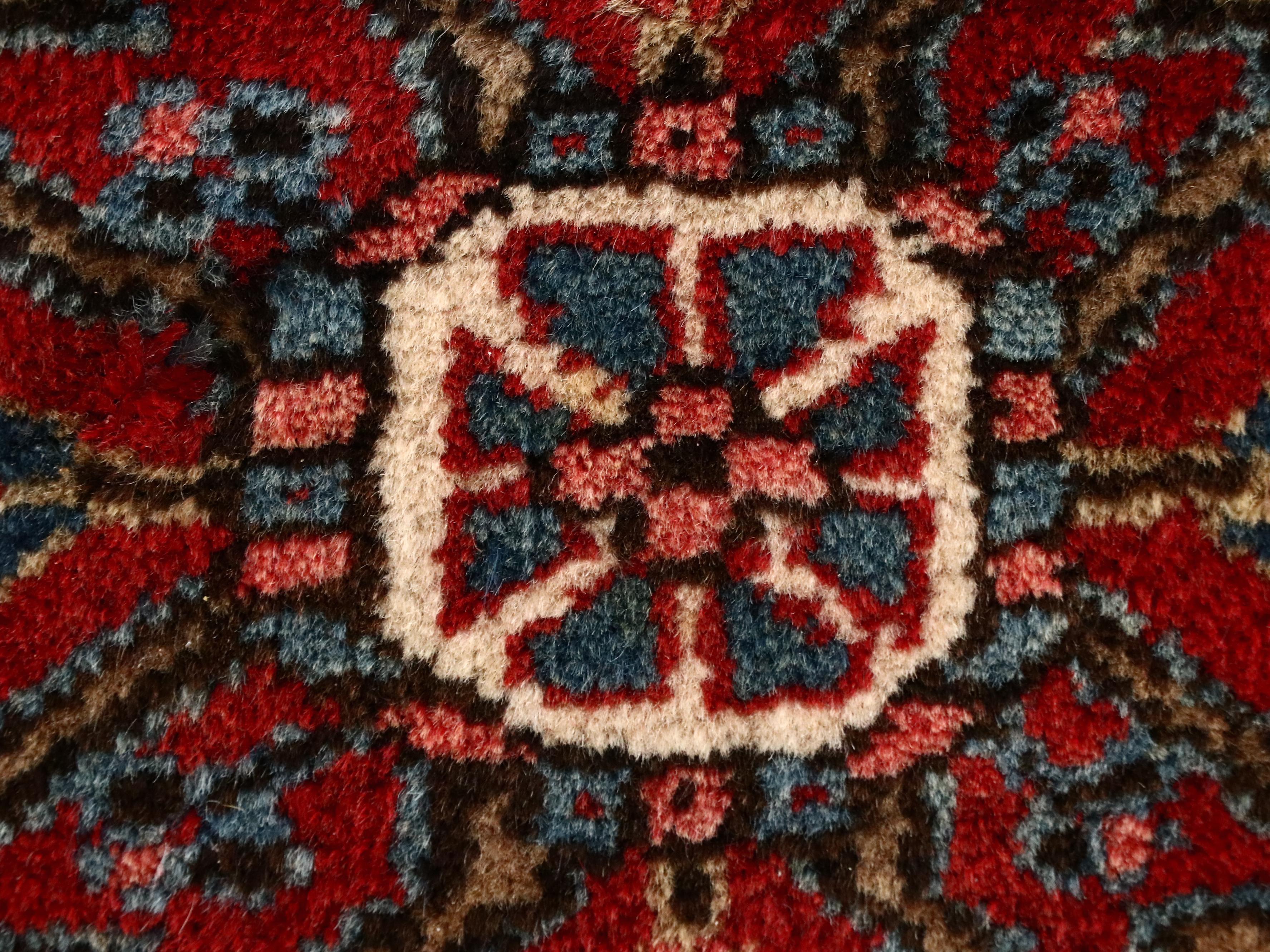 10'1 x 12'8 Hand-Knotted Persian Heriz Room Sized Rug