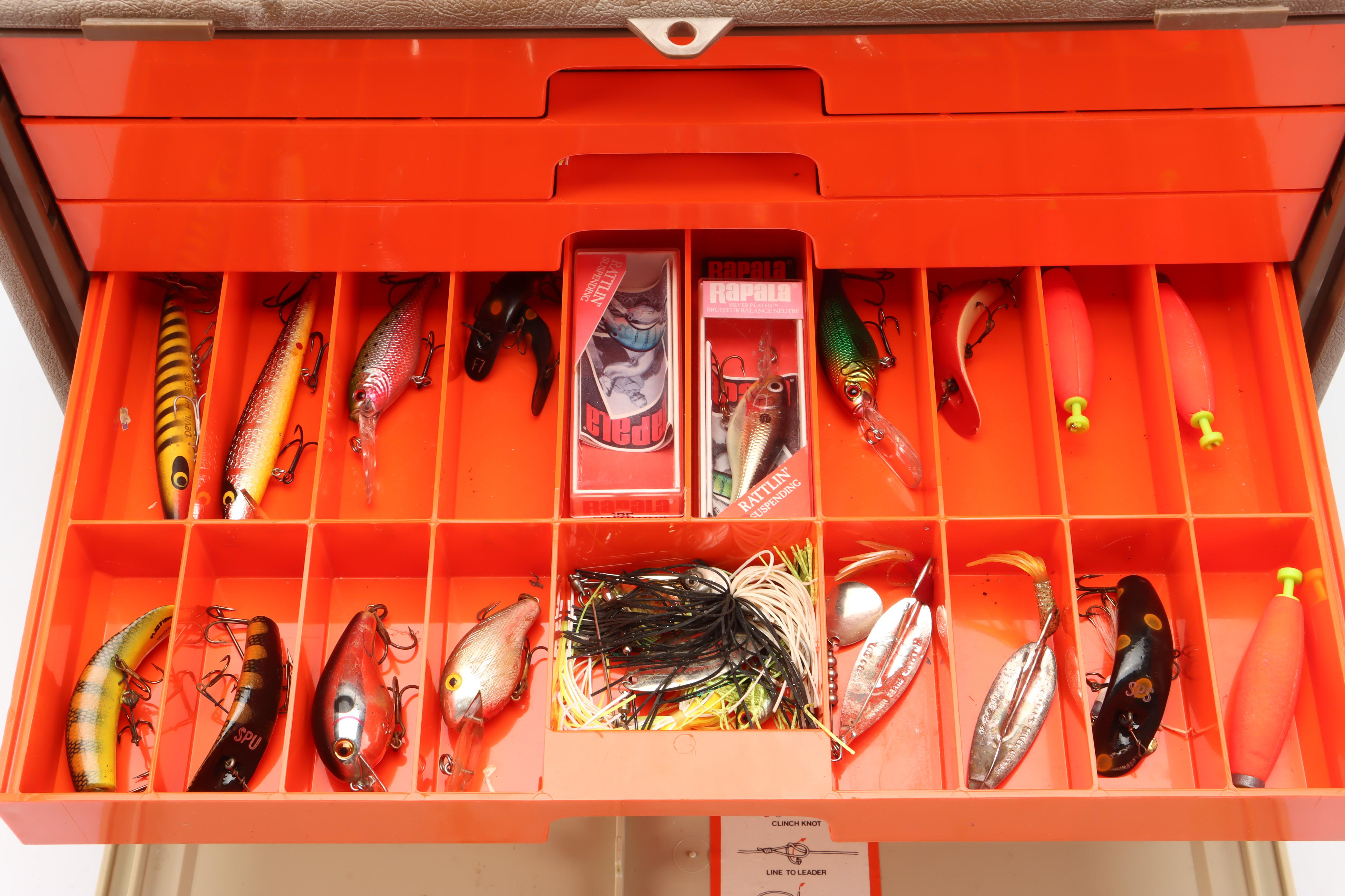 Flambeau Adventurer 2275 Five-Shelf Plastic Bait and Tackle Box