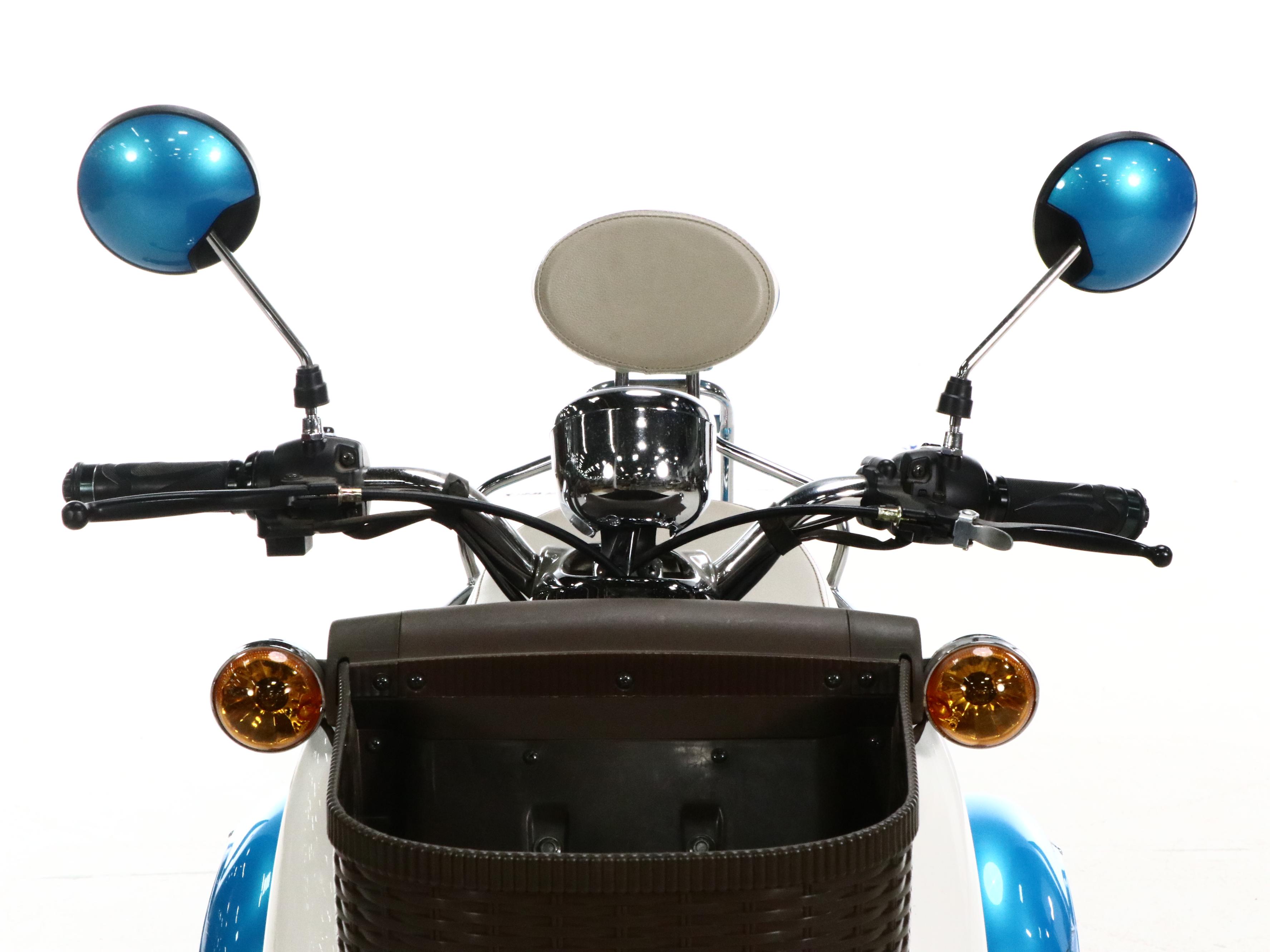 E-Wheels EW-11 Three Wheel Electric Scooter