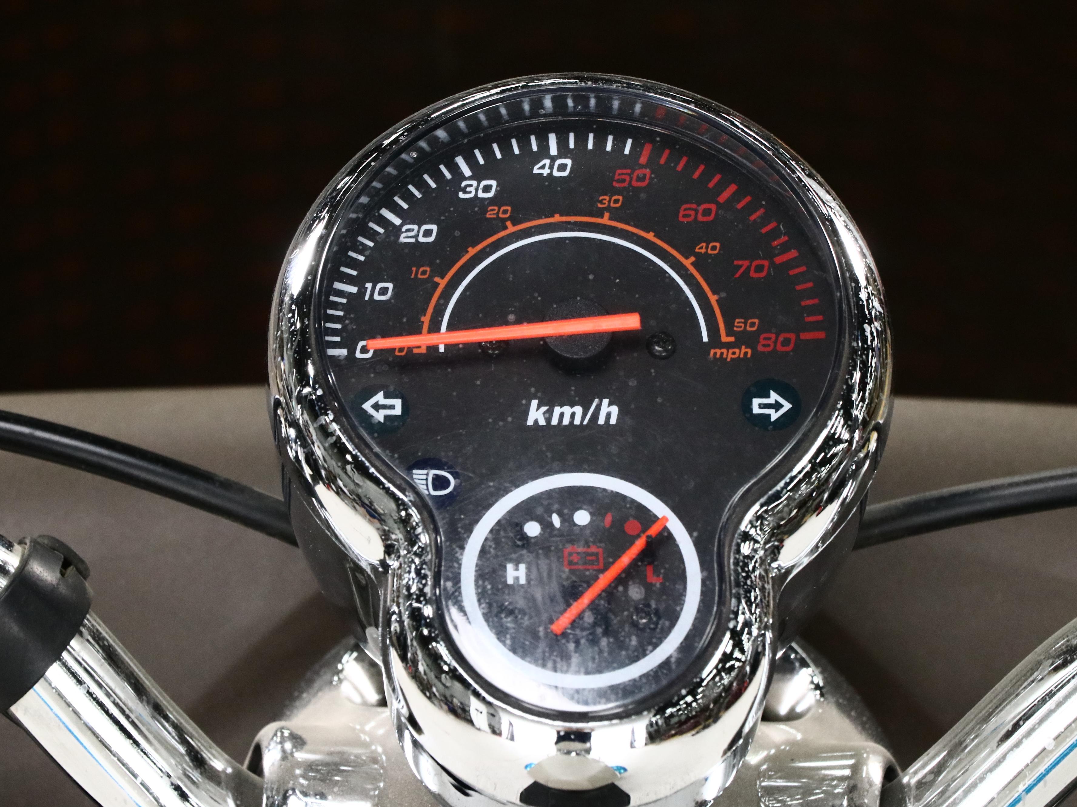 E-Wheels EW-11 Three Wheel Electric Scooter