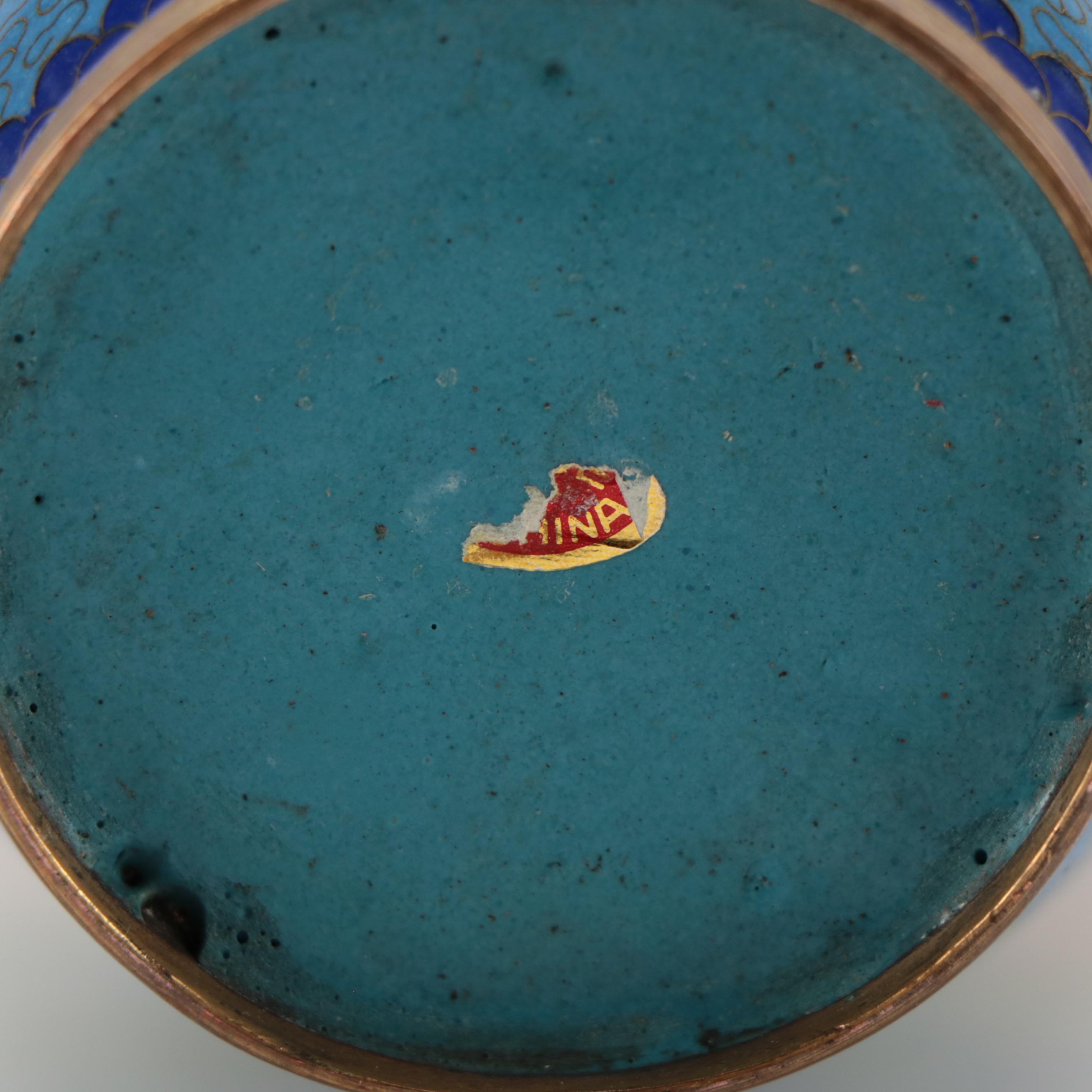 Chinese Cloisonné Blue Floral Vase and Dragon Baoding Balls