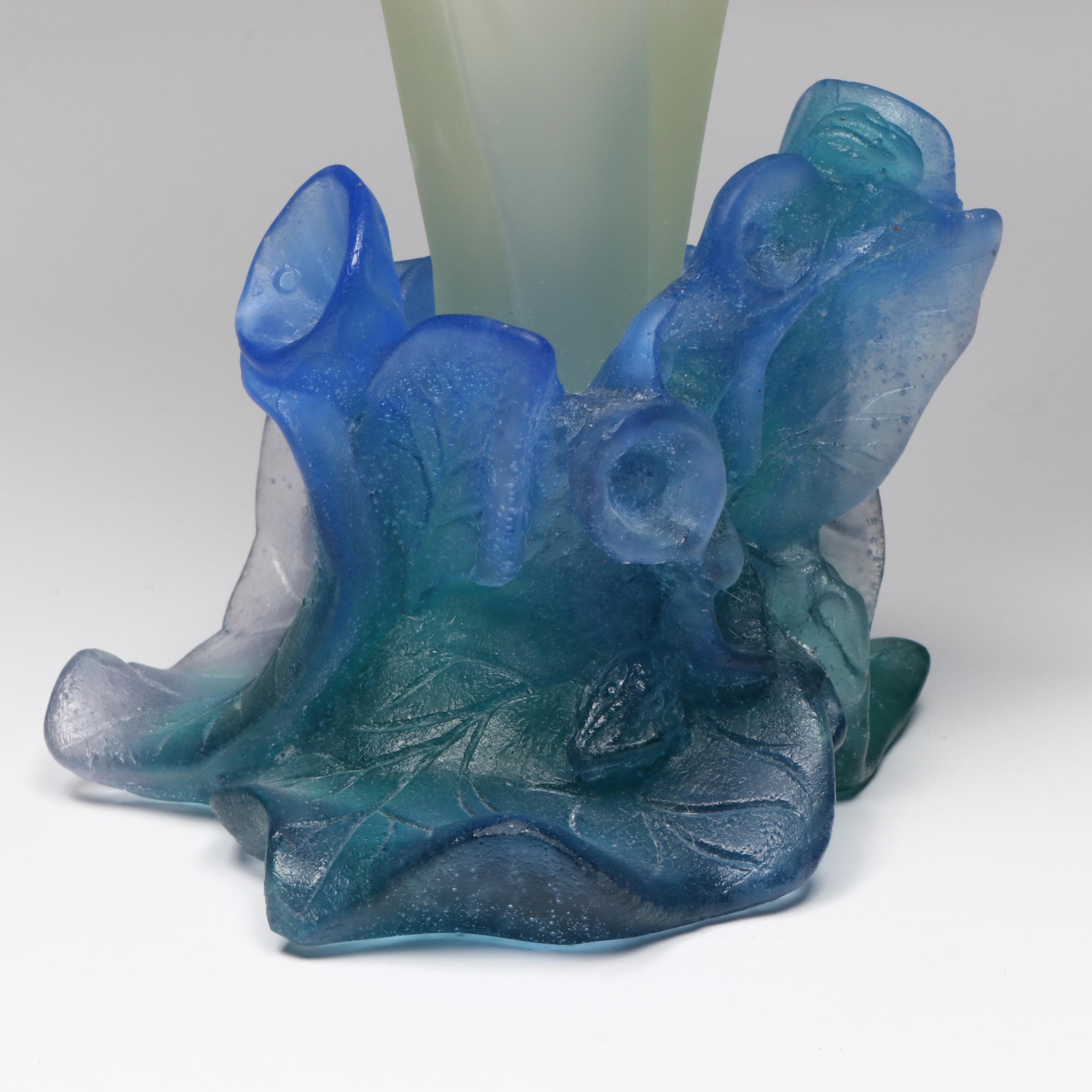 Daum Art Nouveau Style Pate de Verre Satin Glass Vase, 20th Century