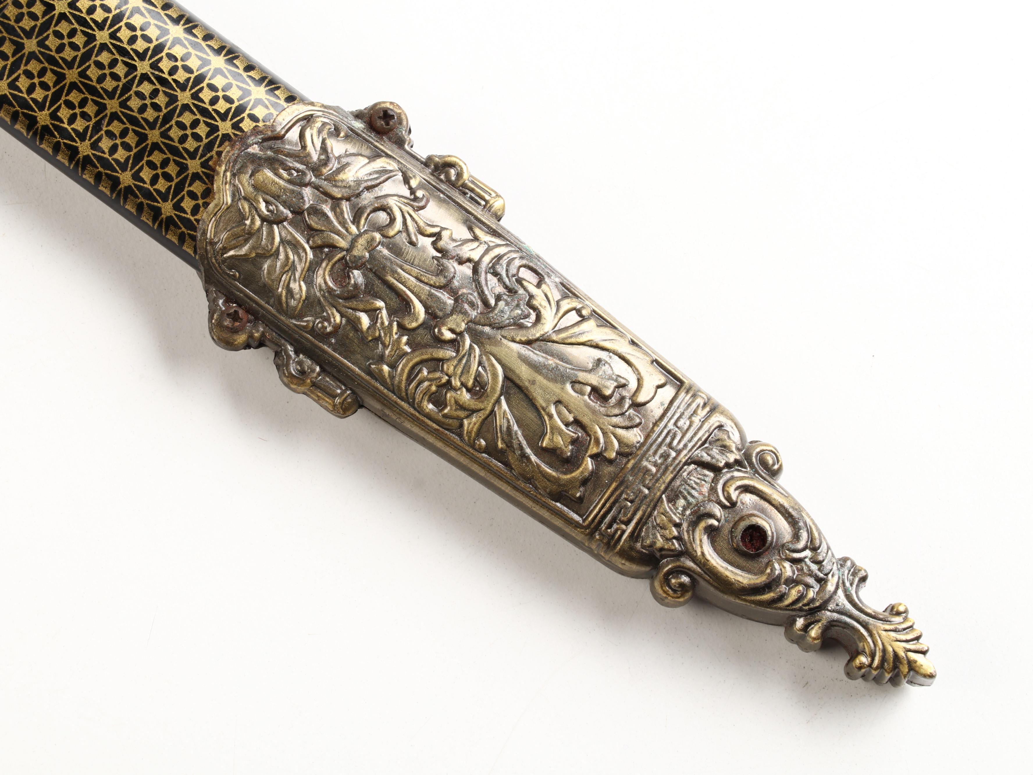 Dragon Hilt Stainless Steel Sword with Metal Scabbard