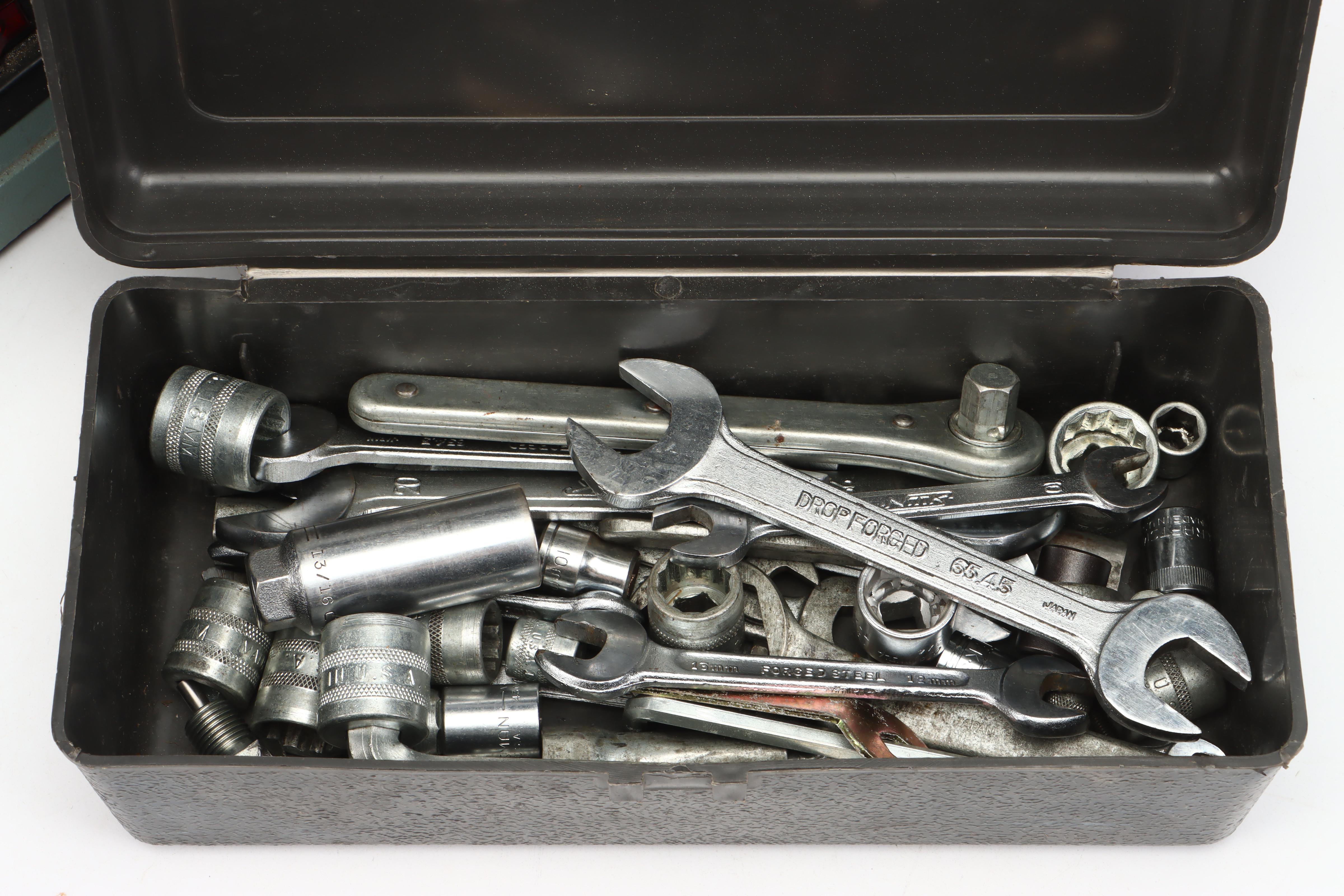 Delta Bench Grinder, EverSmart Charger, and Other Tool Accessories