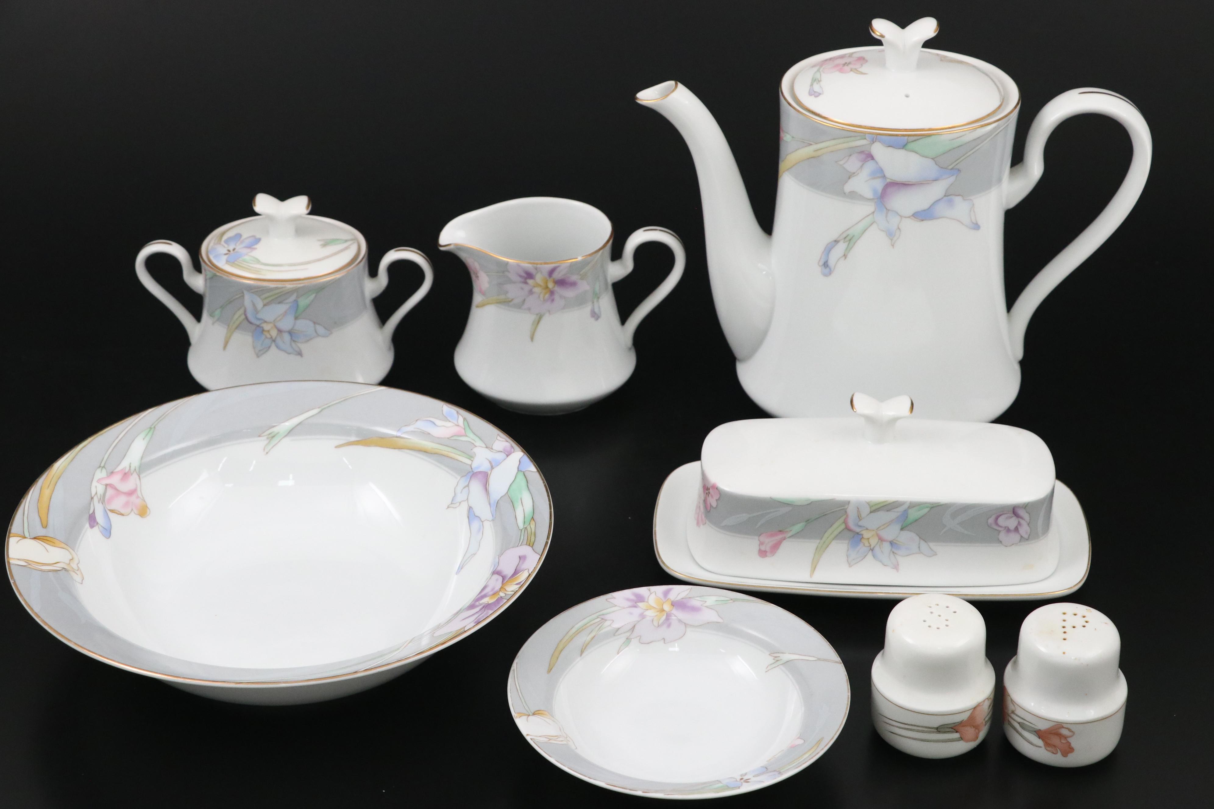 Mikasa "Charisma Gray" Porcelain Tableware, Late 20th Century
