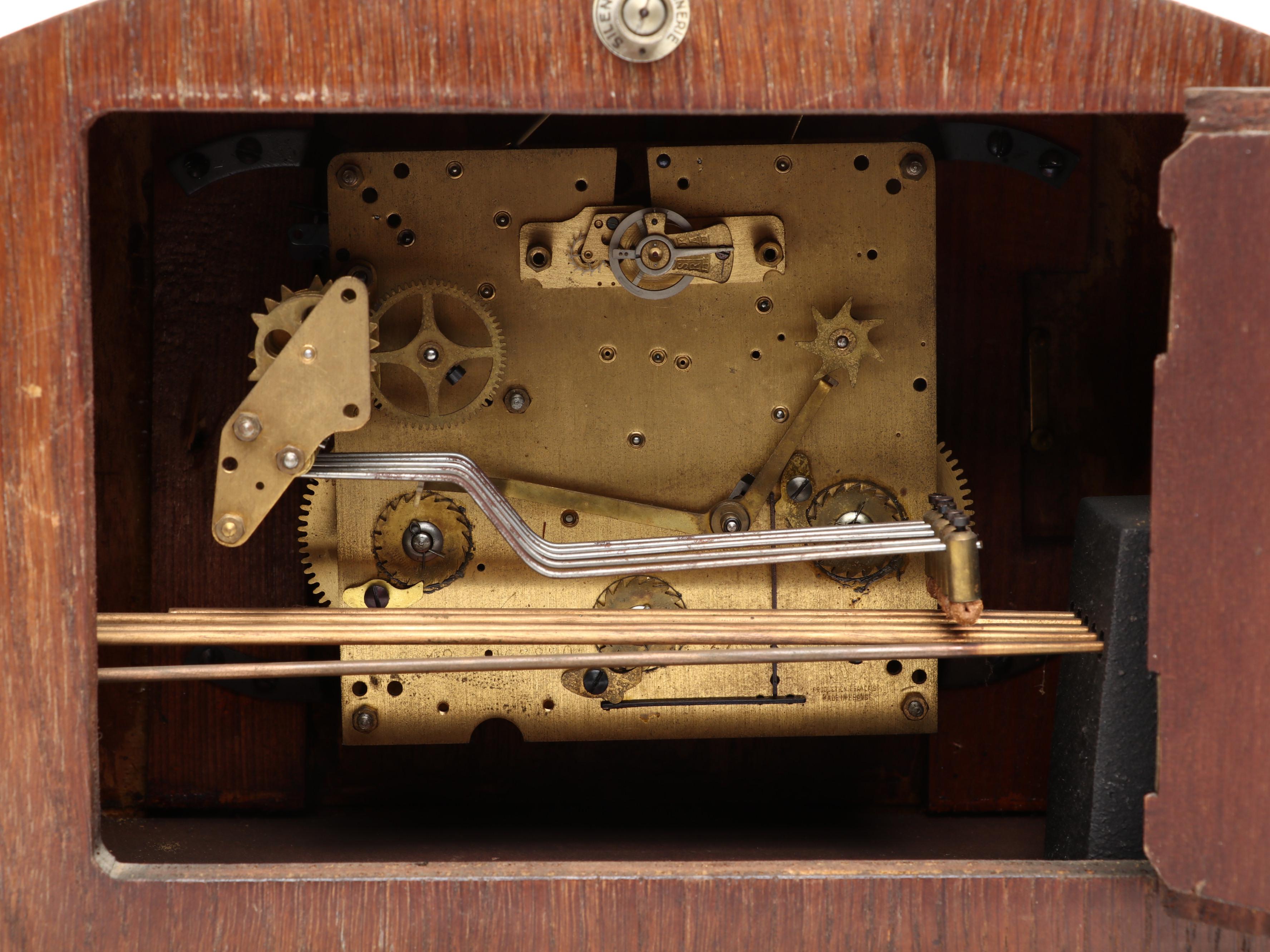 Vedette Wooden Mantel Clock