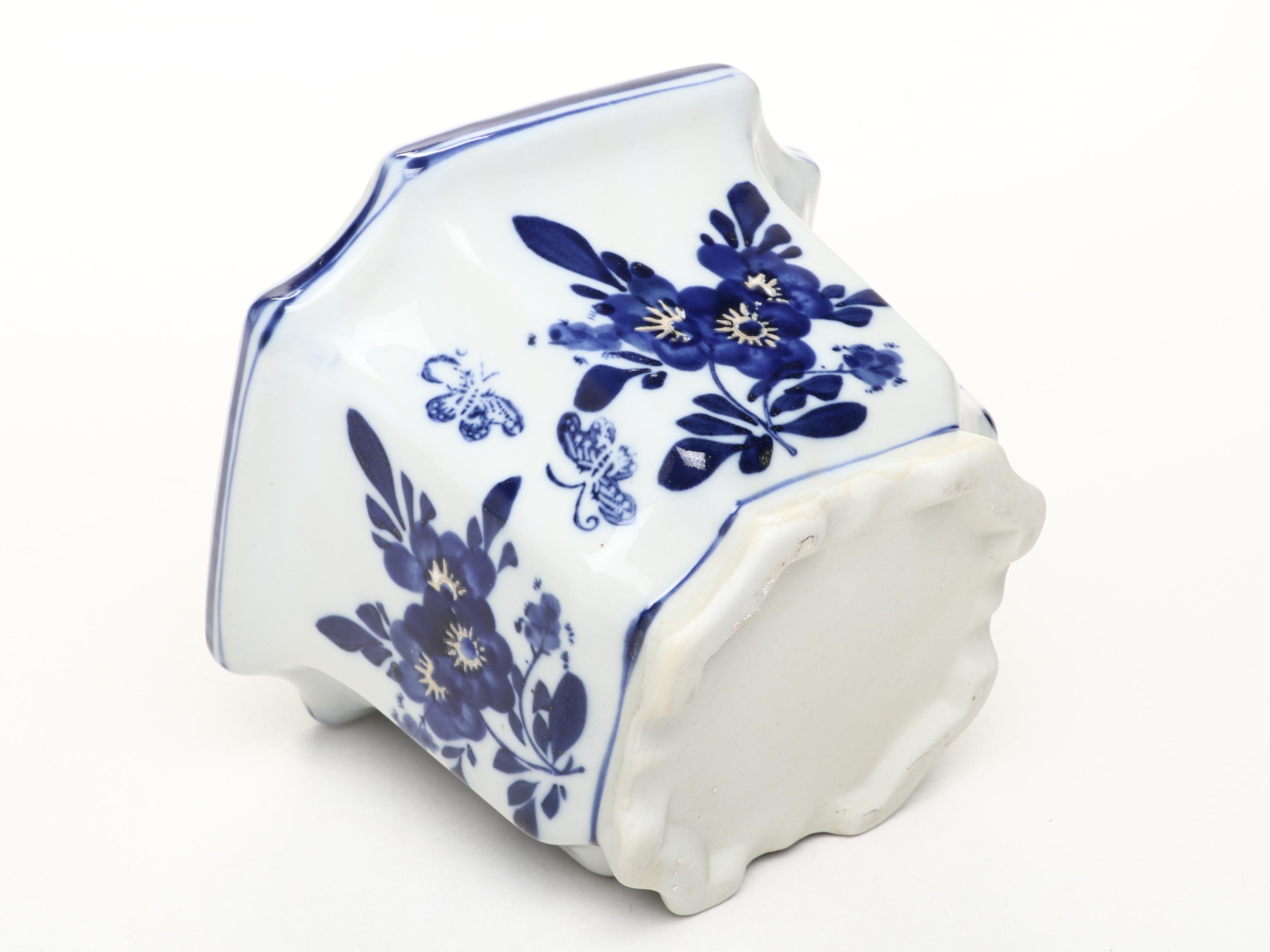 Chinese Blue and White Porcelain Planter with Ashtray and Box