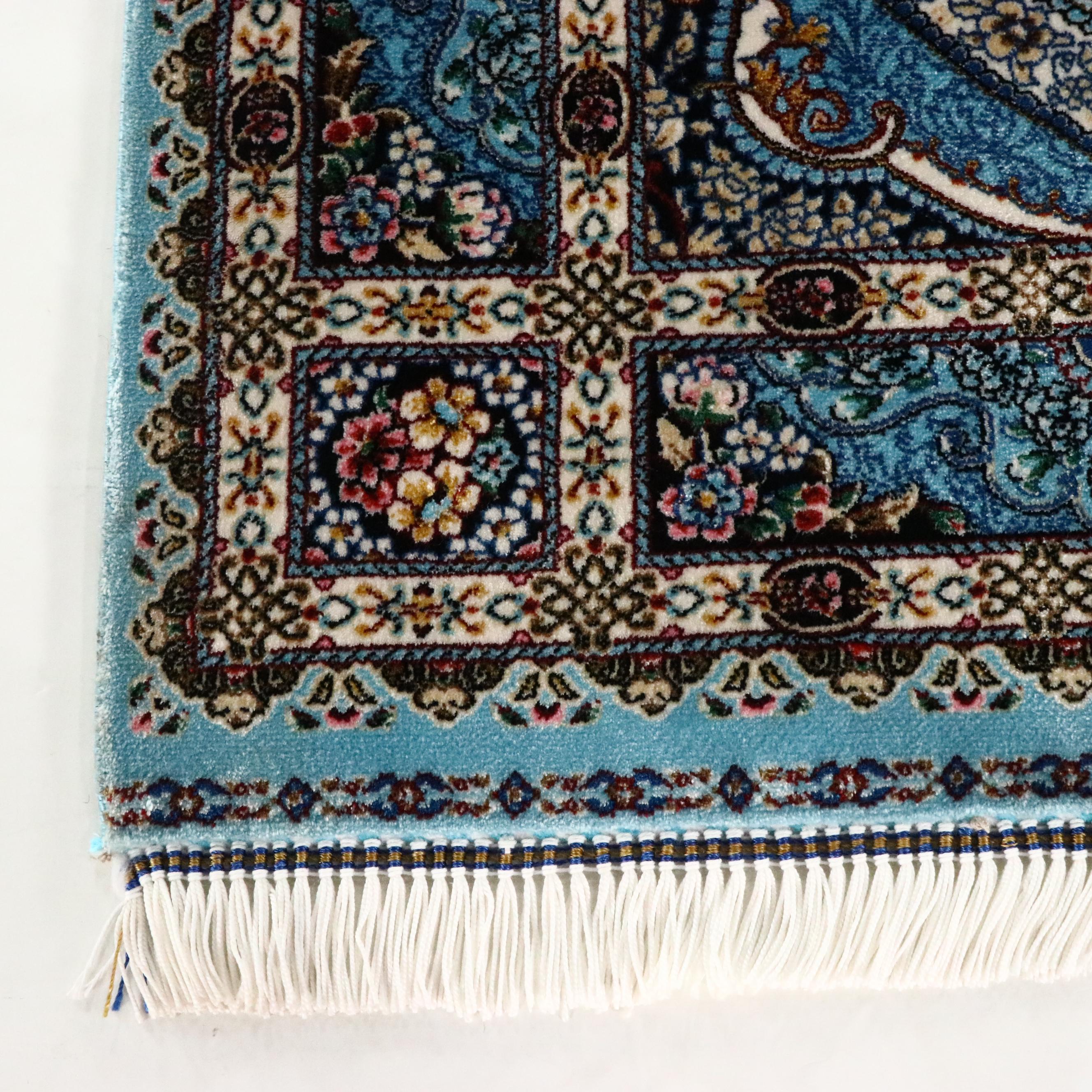 2' x 3'2 Hand-Knotted Turkish Kayseri Bamboo Silk Accent Rug