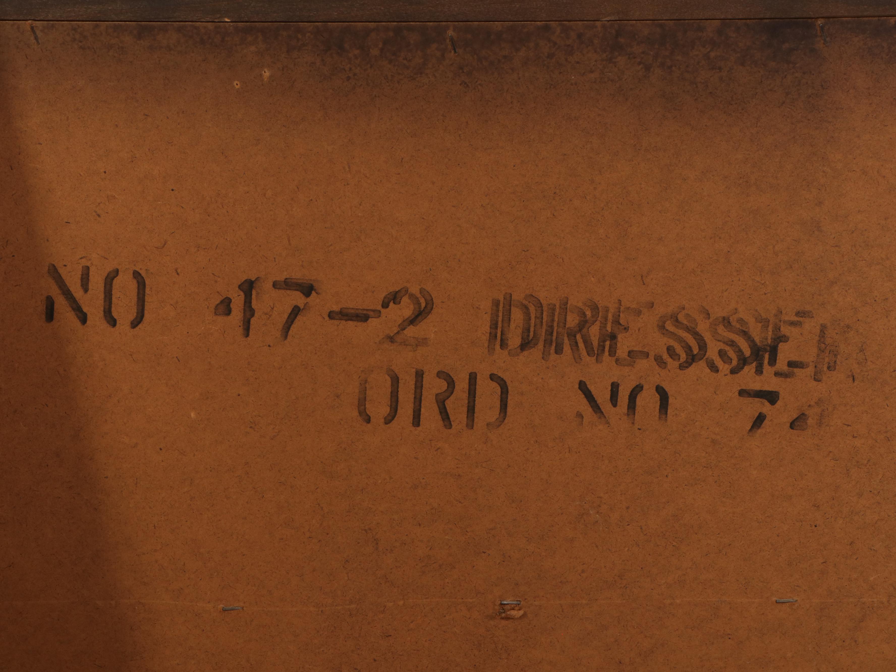 Hooker Furniture Bicentennial Collection Pine Dresser with Mirror, Late 20th C.